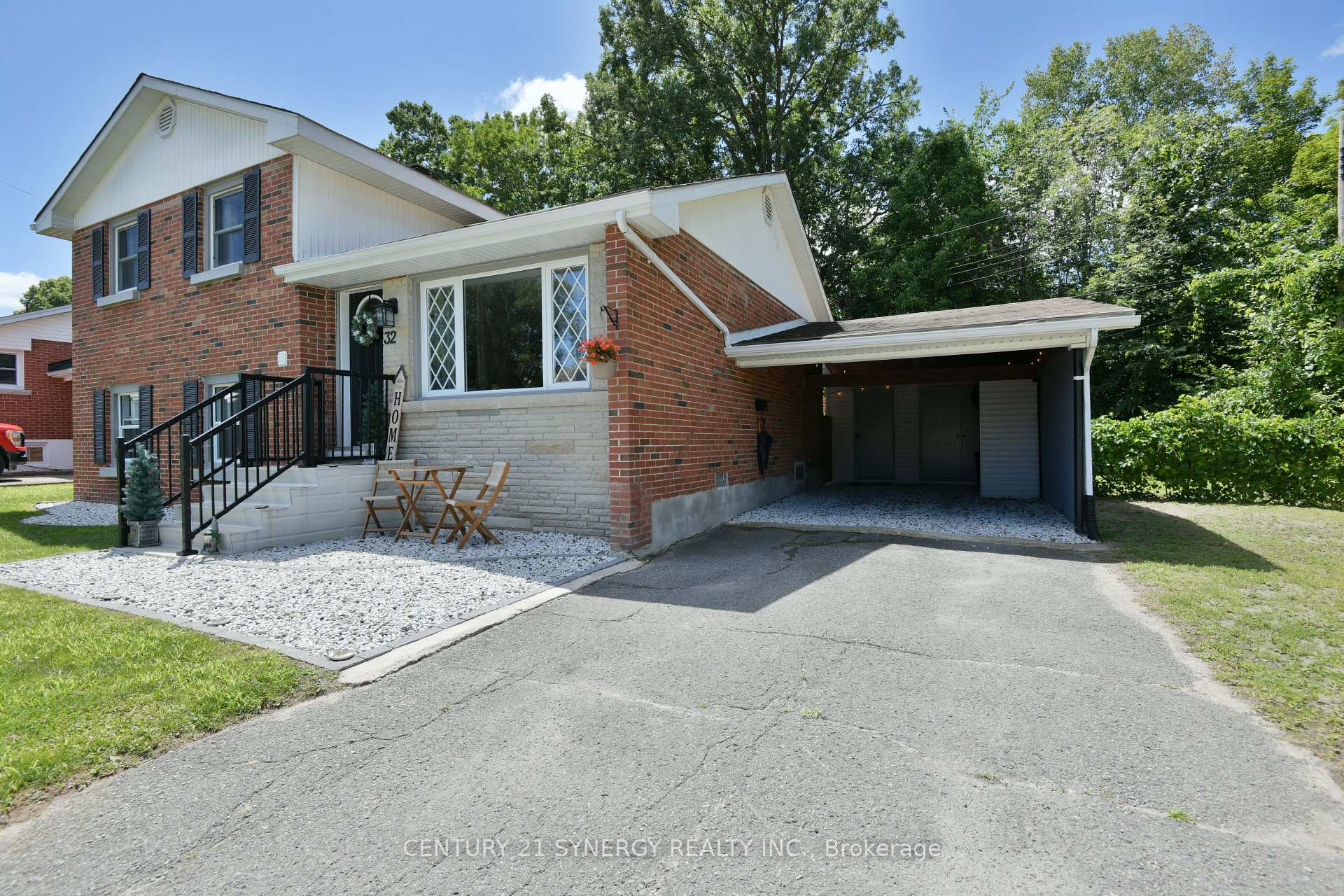 Photo 37 of 32 Francis Street, Renfrew — HOMEH