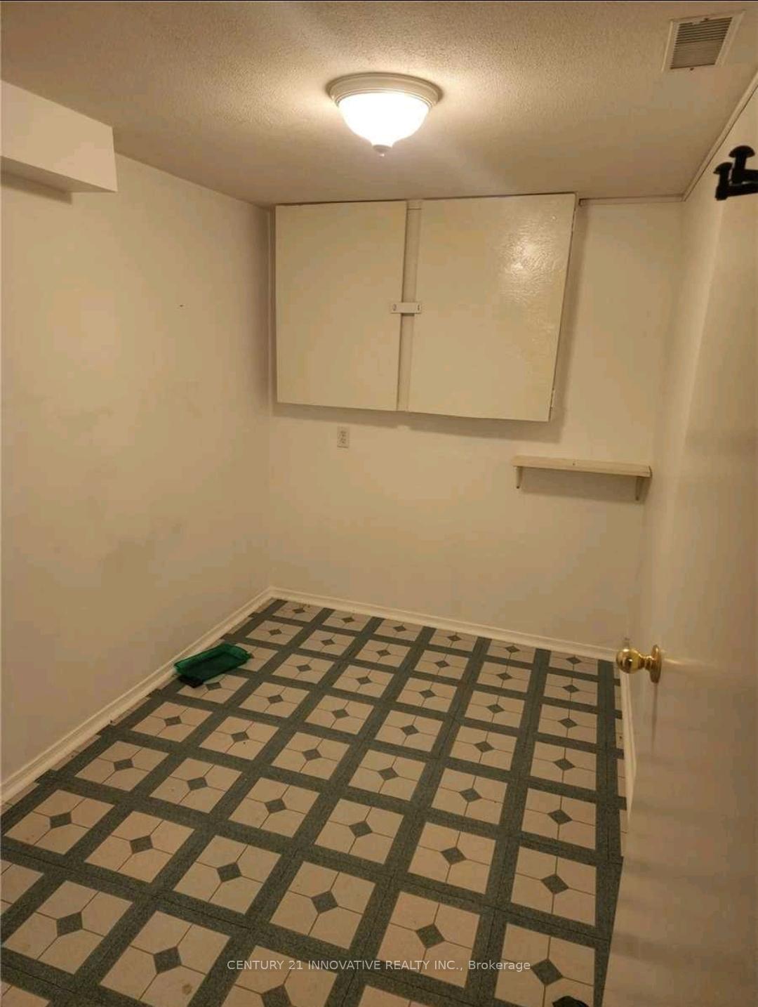 Photo 6 of Unit Bsmt, 696 Amaretto Avenue, Pickering, Amberlea — HOMEH