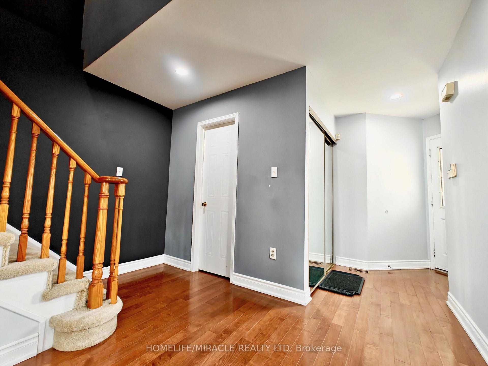 Photo 3 of 1512 Major Oaks Road, Pickering, Brock Ridge — HOMEH