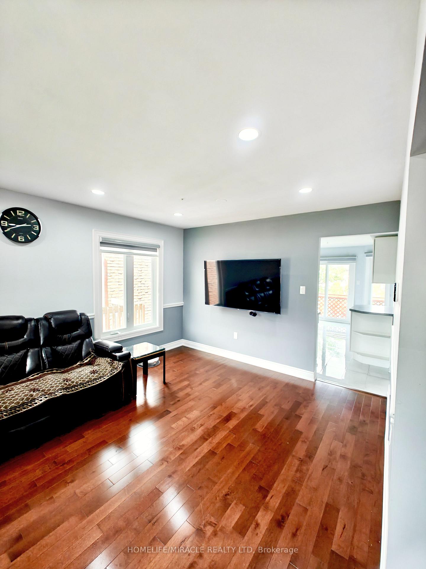 Photo 4 of 1512 Major Oaks Road, Pickering, Brock Ridge — HOMEH