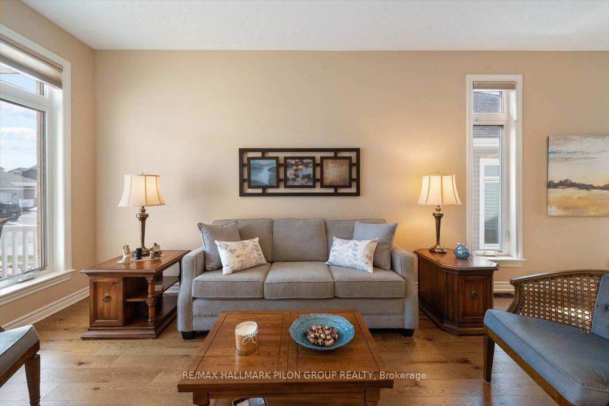 Photo 6 of 206 Brouage Way, Ottawa, Camelot — HOMEH