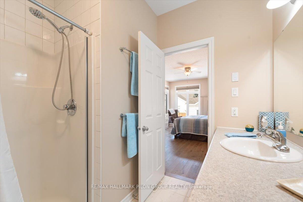 Photo 17 of 206 Brouage Way, Ottawa, Camelot — HOMEH