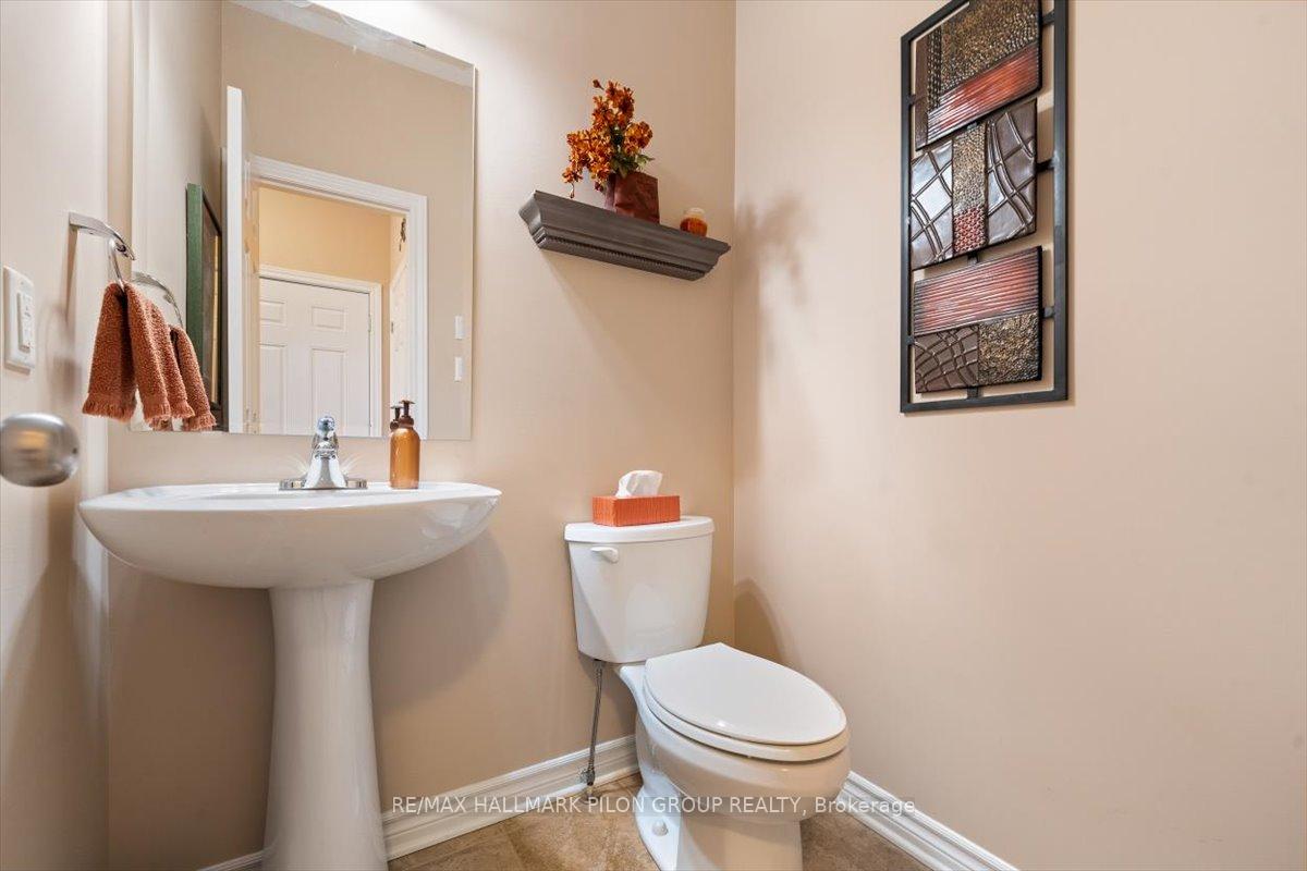 Photo 18 of 206 Brouage Way, Ottawa, Camelot — HOMEH
