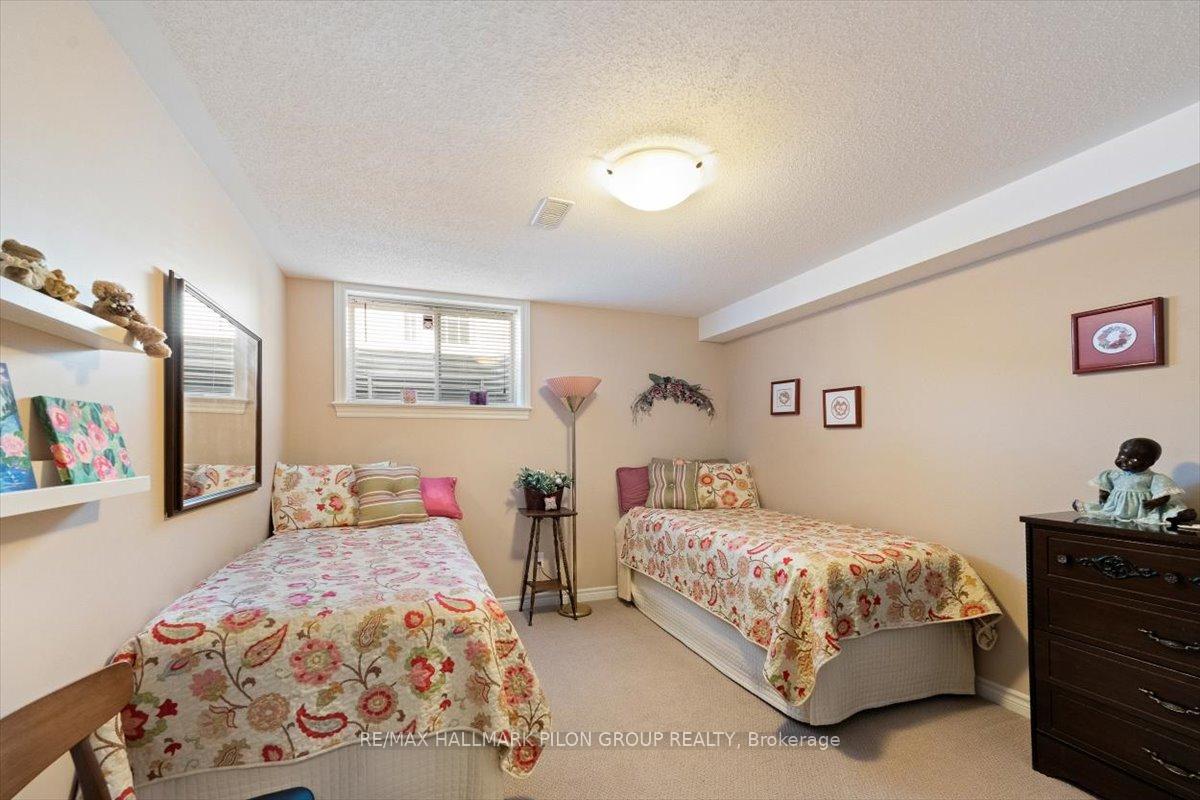 Photo 22 of 206 Brouage Way, Ottawa, Camelot — HOMEH