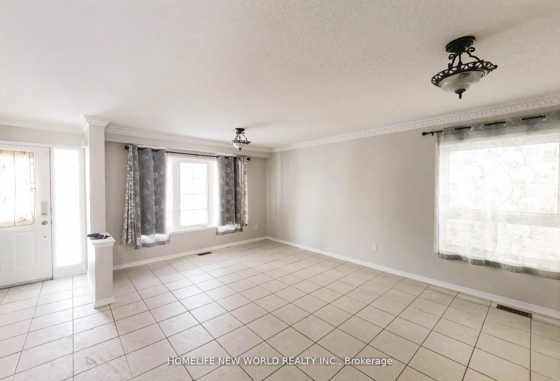 Photo 2 of 1388 Linstead Street, Oshawa, Taunton — HOMEH