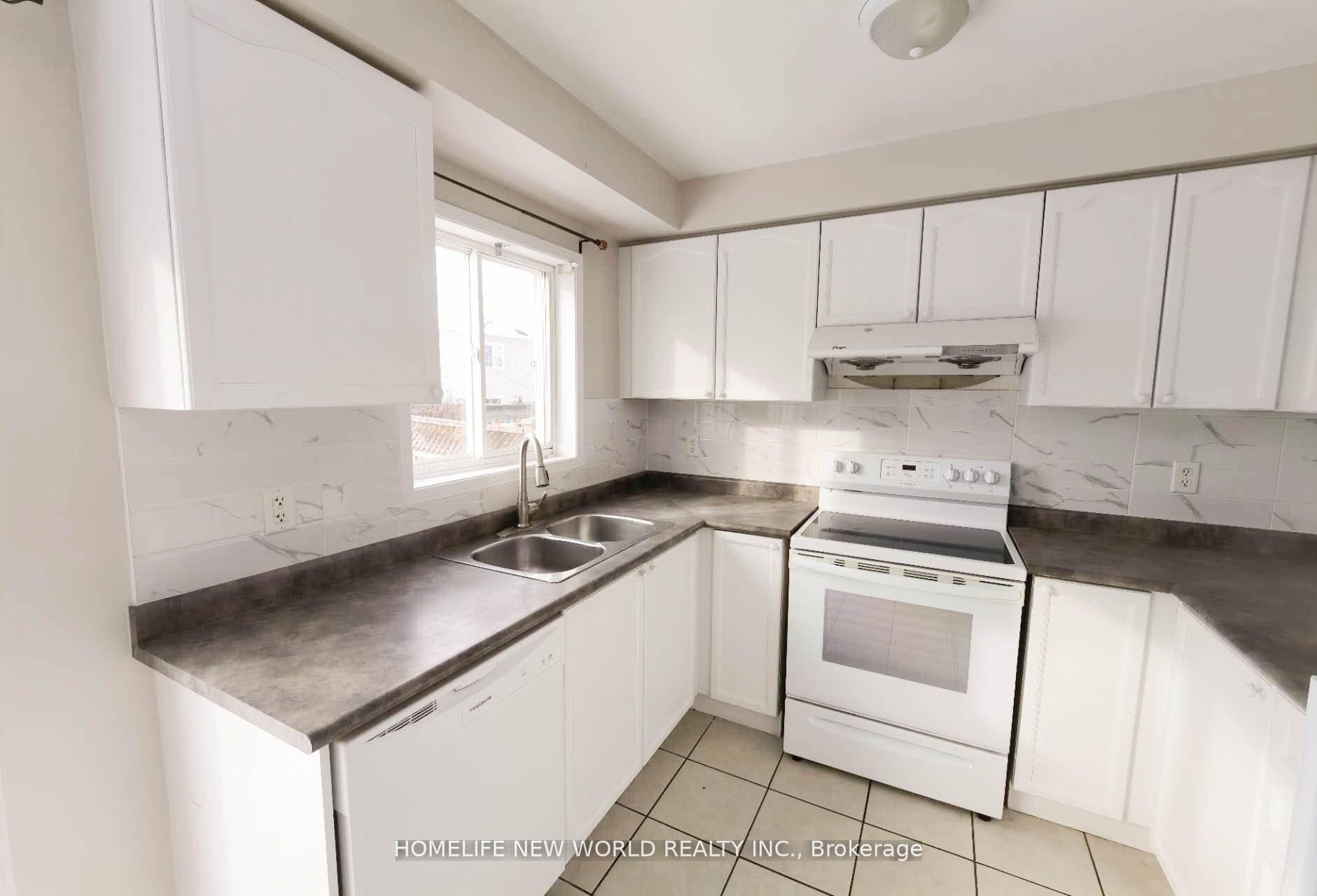 Photo 6 of 1388 Linstead Street, Oshawa, Taunton — HOMEH