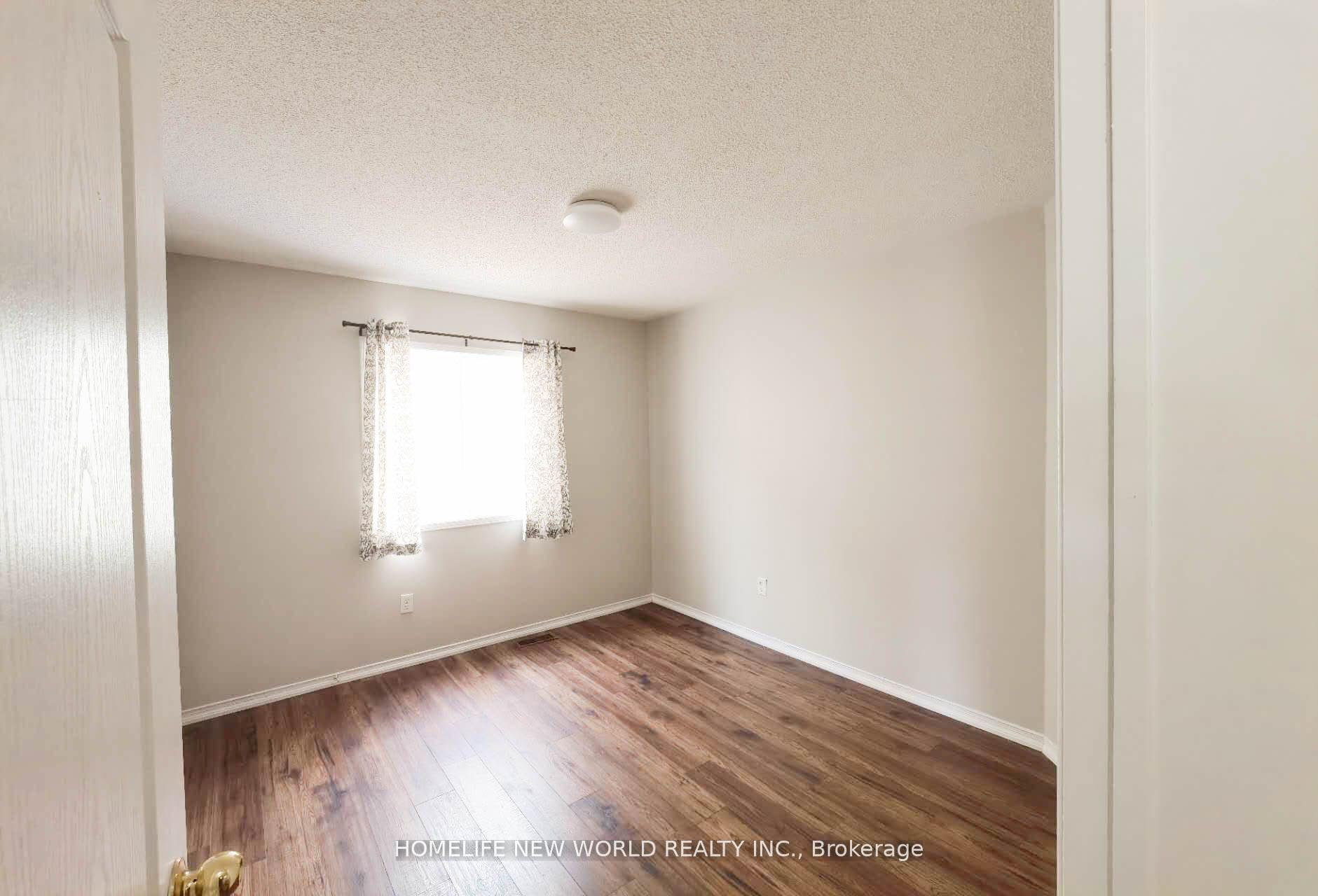 Photo 11 of 1388 Linstead Street, Oshawa, Taunton — HOMEH