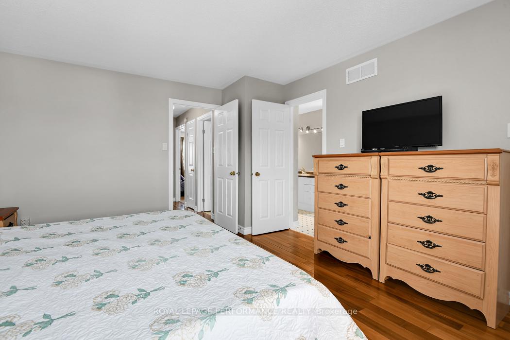 Photo 16 of 1501 Aline Avenue, Ottawa, Fallingbrook/Pineridge — HOMEH