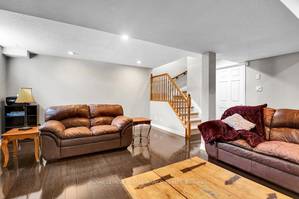 Photo 25 of 1501 Aline Avenue, Ottawa, Fallingbrook/Pineridge — HOMEH