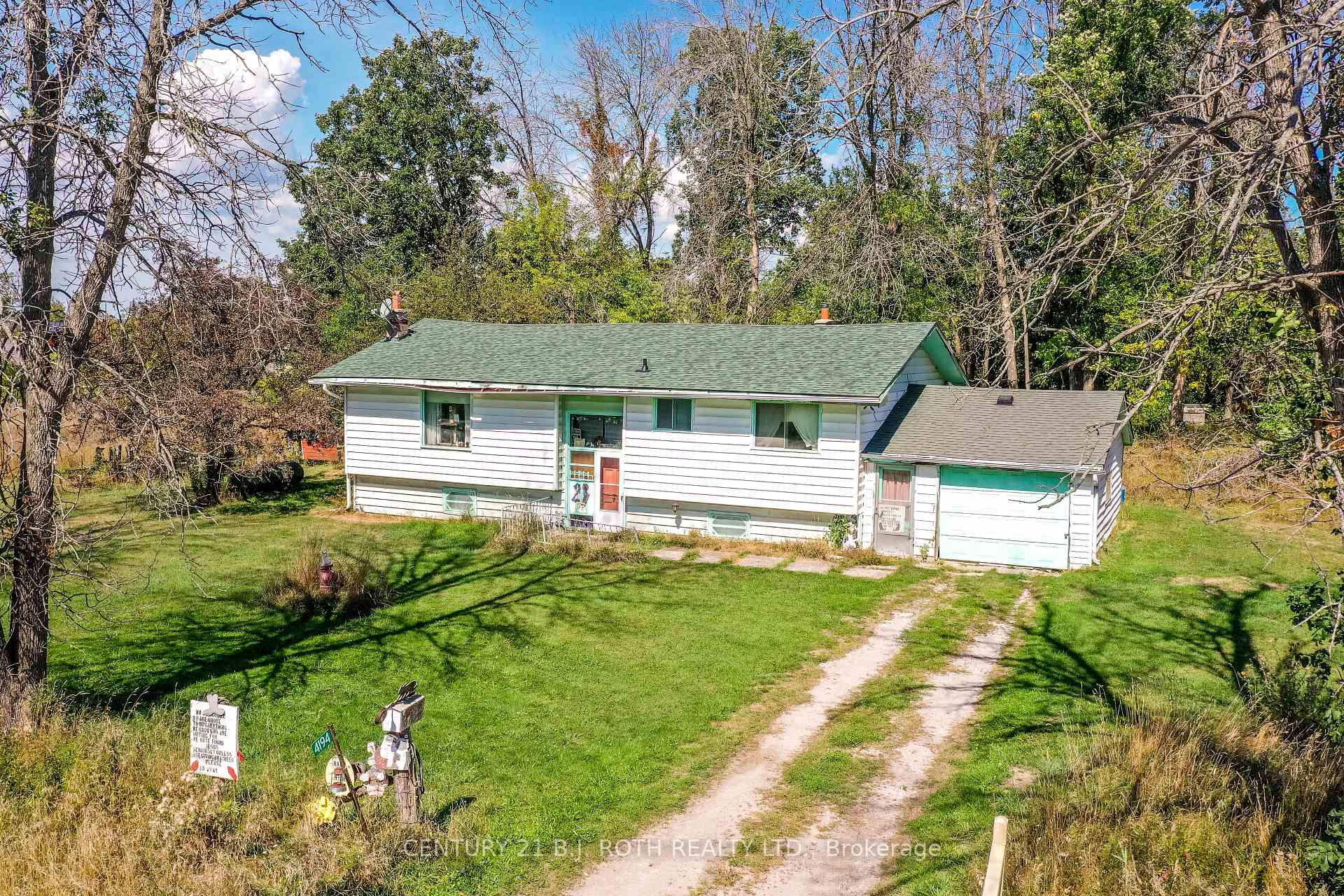 Photo 2 of 4194 Airport Road, Ramara, Rural Ramara — HOMEH