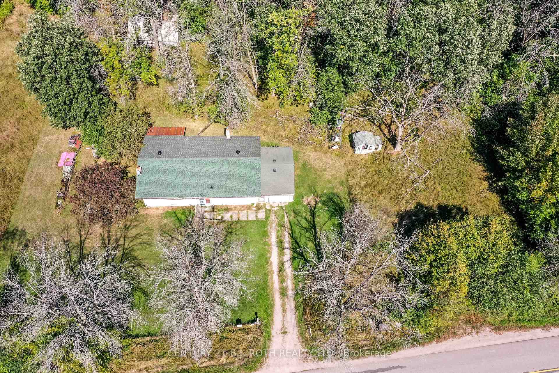 Photo 3 of 4194 Airport Road, Ramara, Rural Ramara — HOMEH