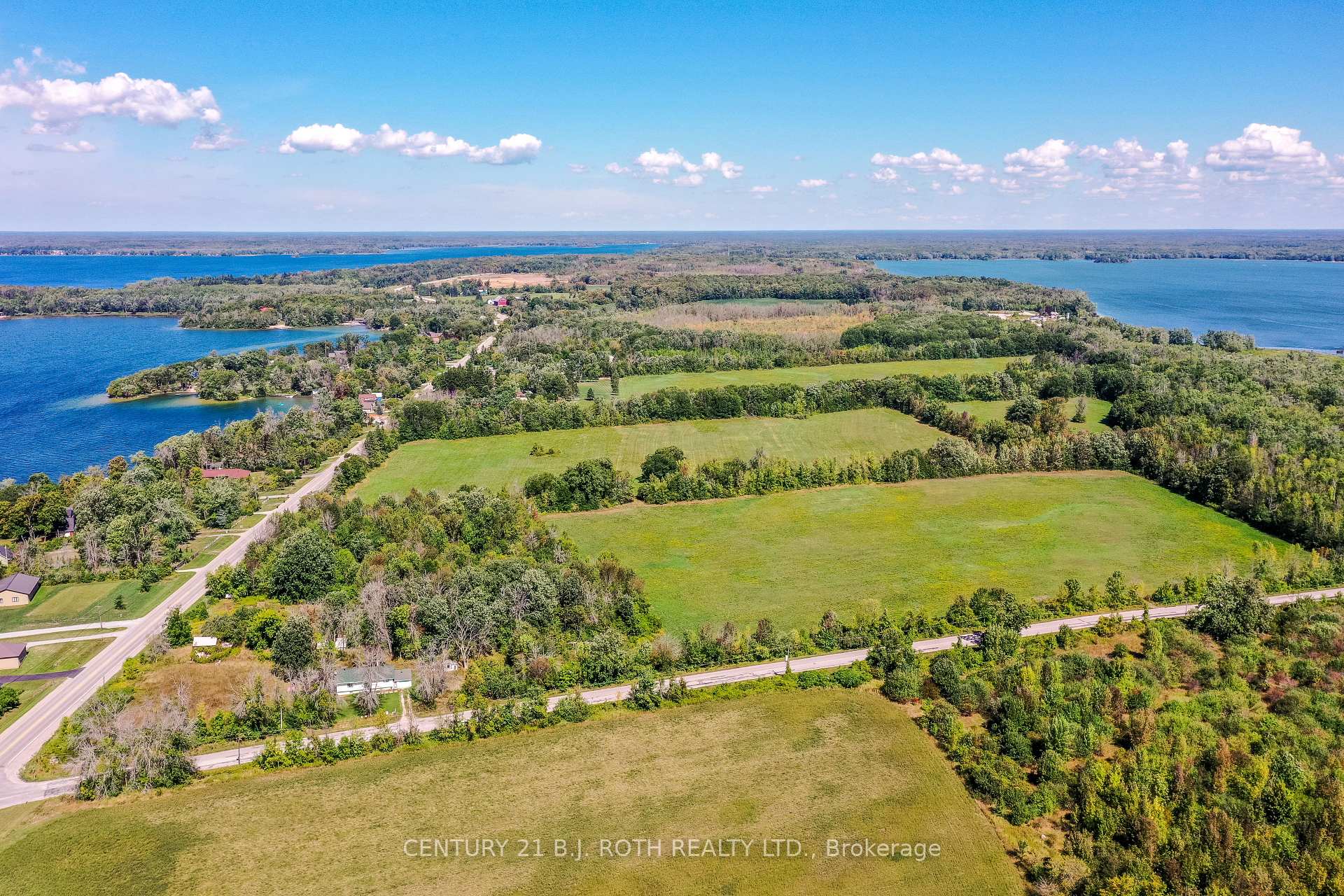 Photo 4 of 4194 Airport Road, Ramara, Rural Ramara — HOMEH