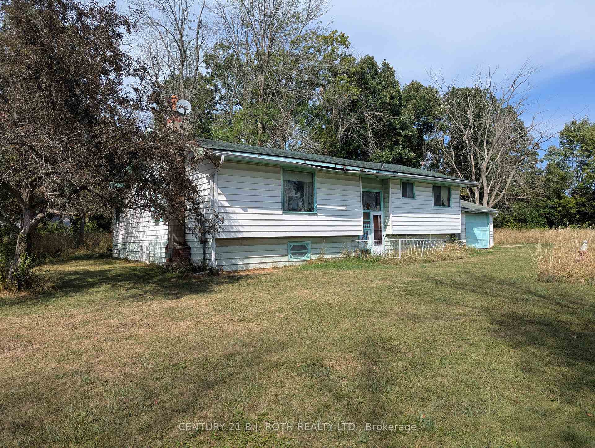 Photo 15 of 4194 Airport Road, Ramara, Rural Ramara — HOMEH