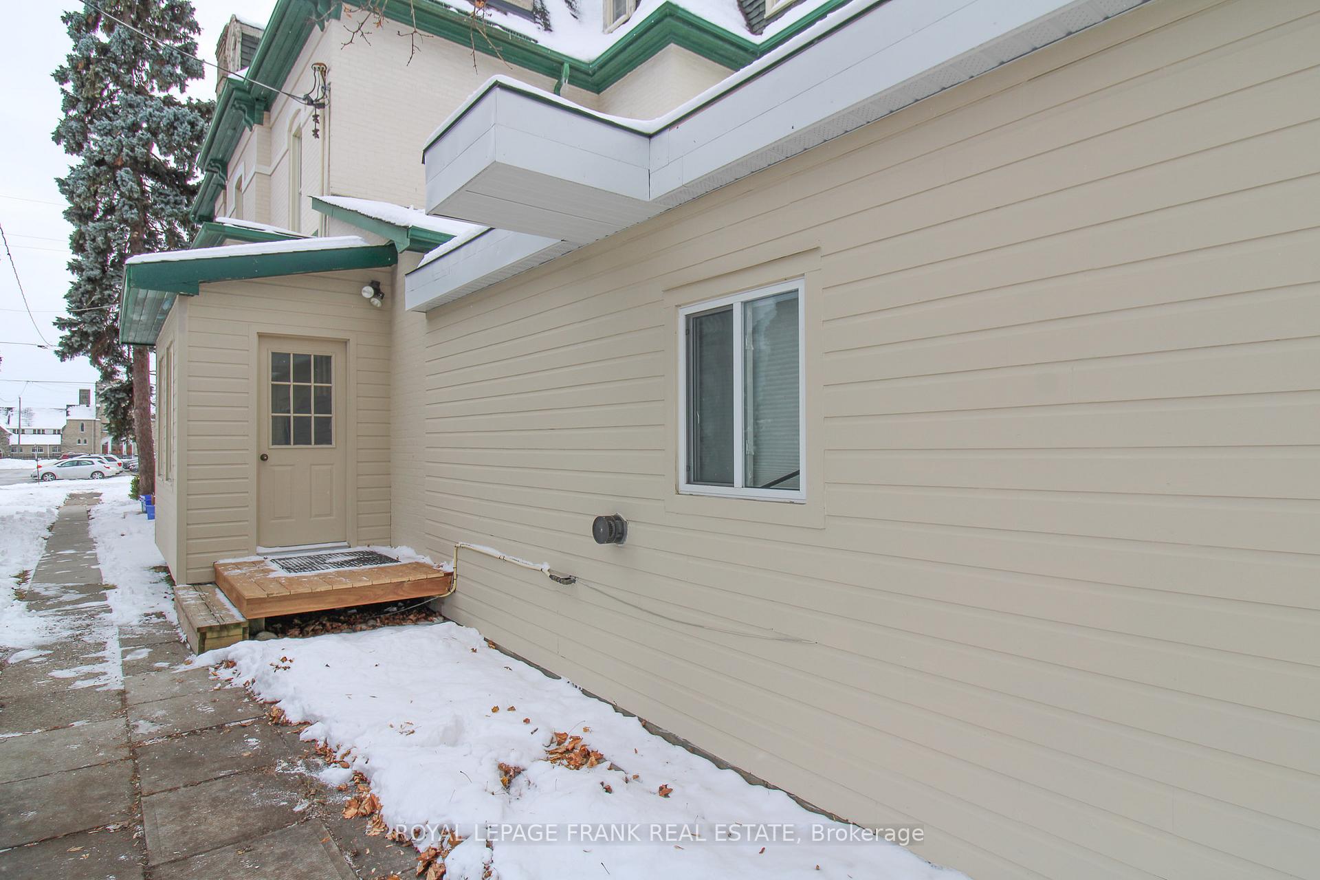 Photo 5 of Unit 2, 182 Mcdonnel Street, Peterborough, Town Ward 3 — HOMEH