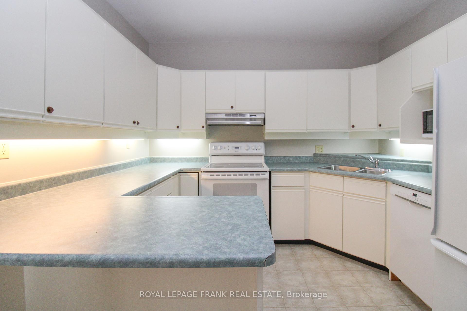 Photo 17 of Unit 2, 182 Mcdonnel Street, Peterborough, Town Ward 3 — HOMEH