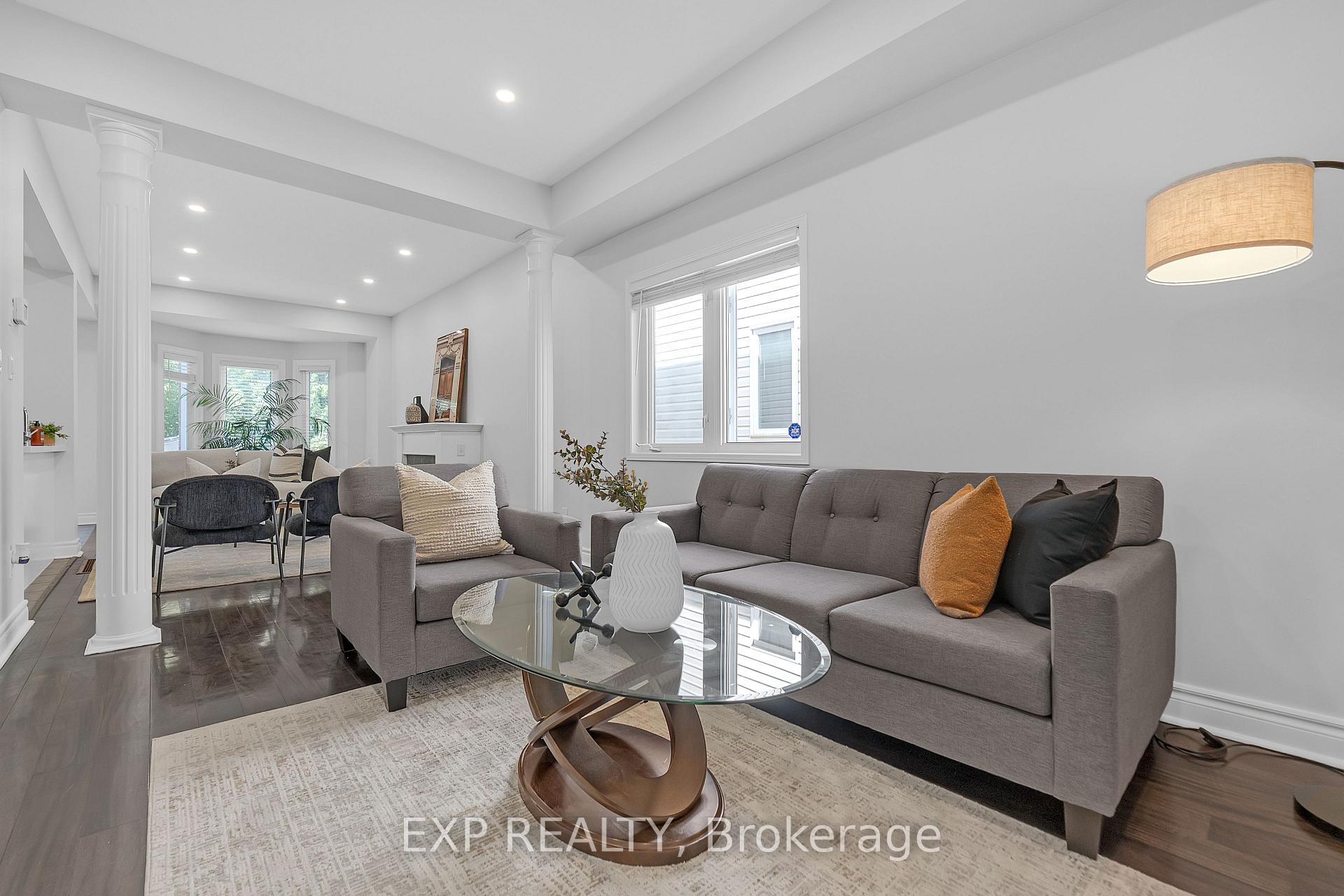 Photo 5 of 212 Shadow Place, Pickering, Rouge Park — HOMEH