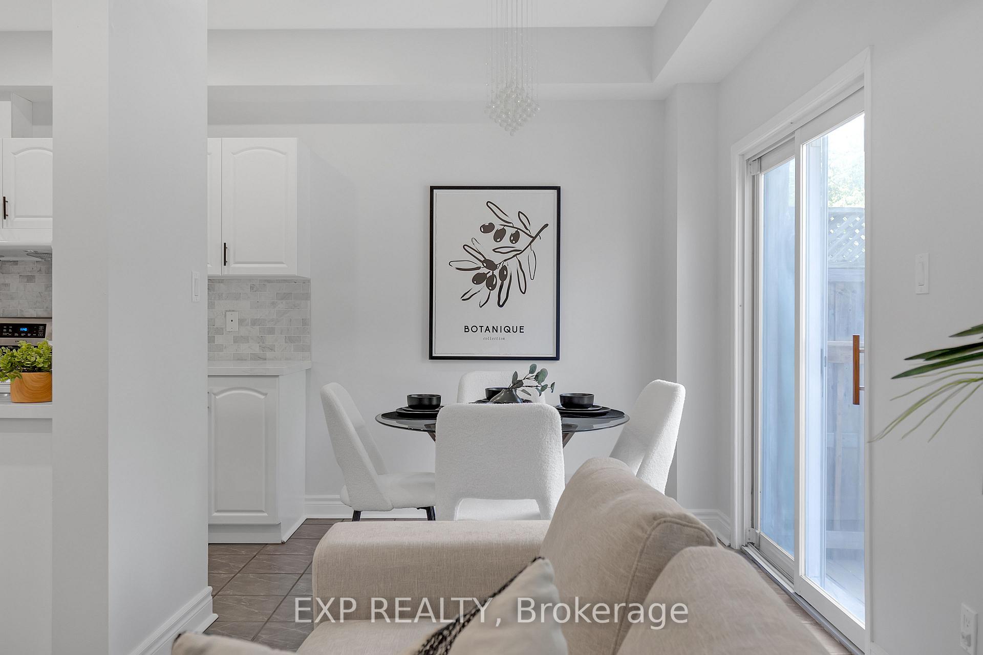 Photo 12 of 212 Shadow Place, Pickering, Rouge Park — HOMEH