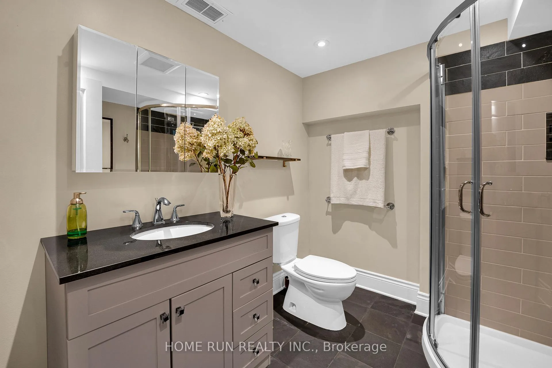 Photo 48 of 275 Buchan Road, Ottawa, Rockcliffe — HOMEH