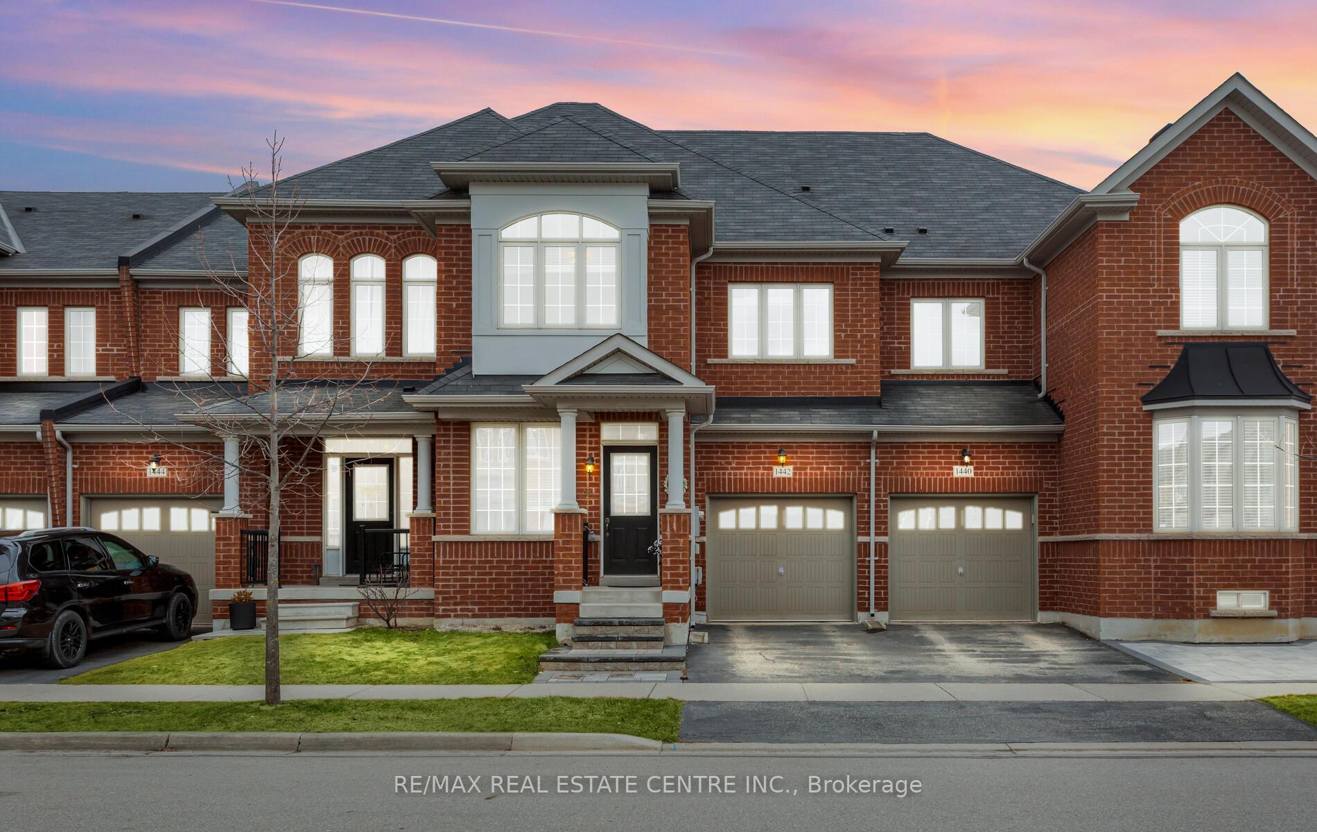 Photo 1 of 1442 Haws Crescent, Milton, Clarke — HOMEH