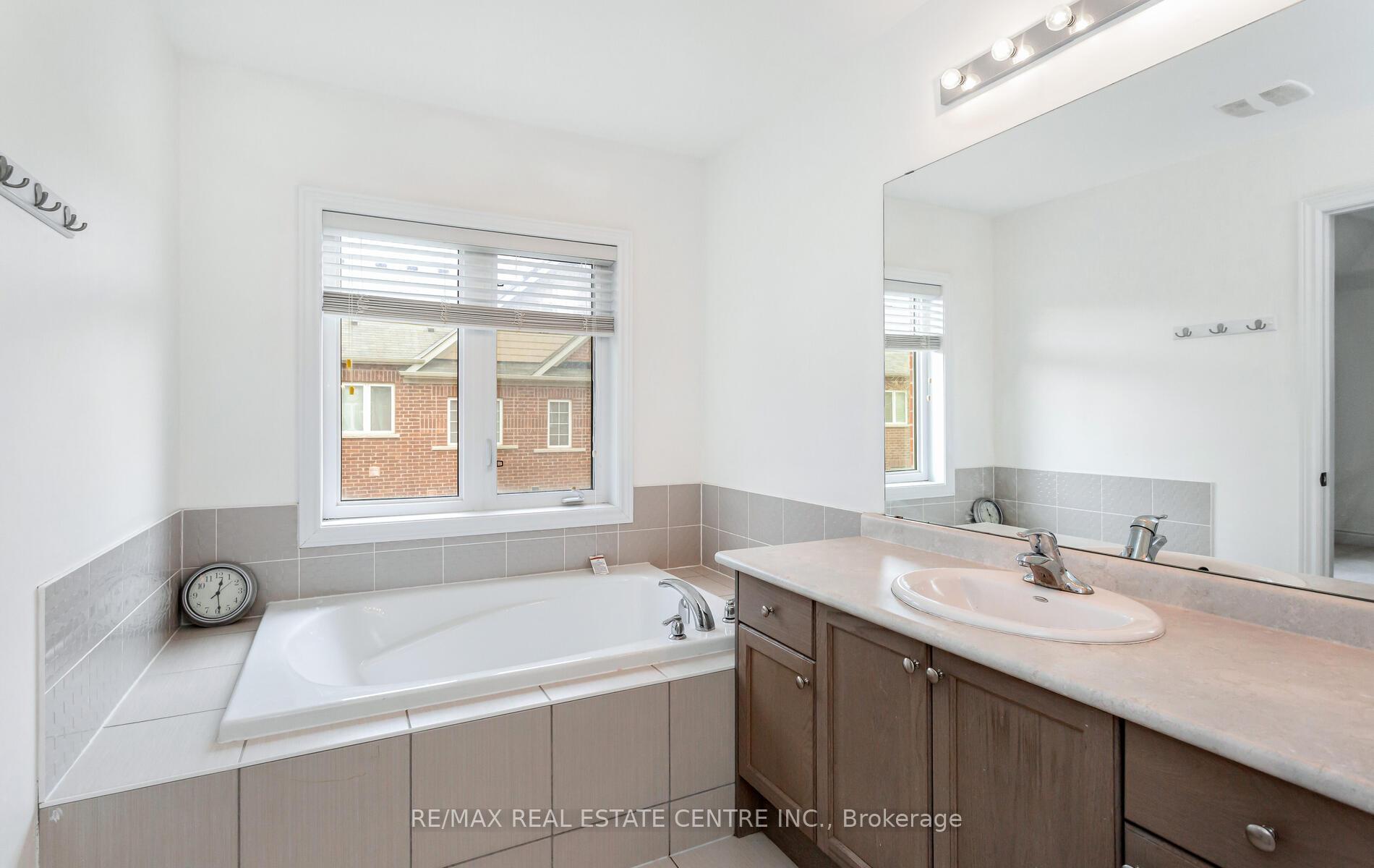 Photo 34 of 1442 Haws Crescent, Milton, Clarke — HOMEH