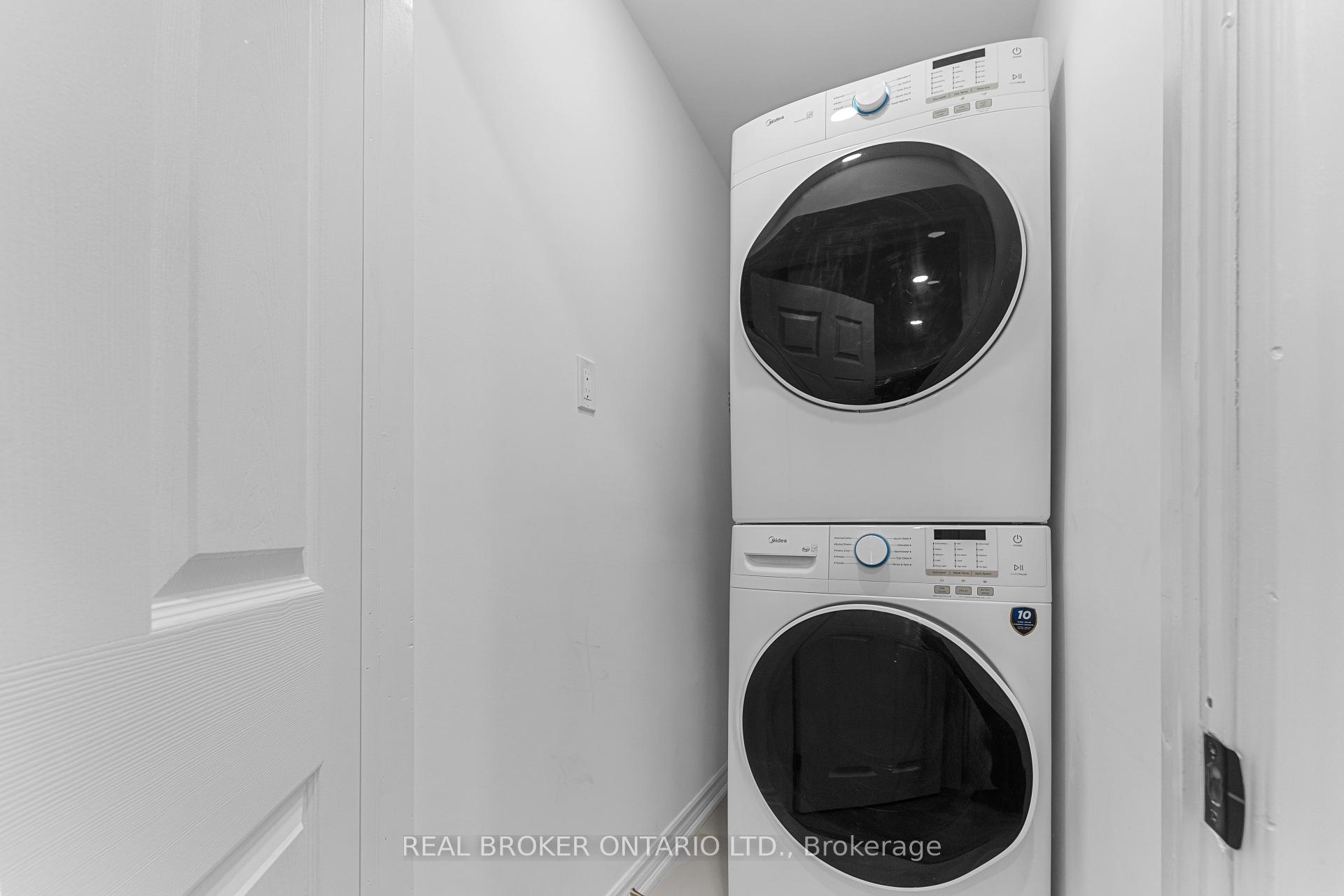 Photo 15 of 1718 Kalmar BSMT Avenue, Pickering, Duffin Heights — HOMEH