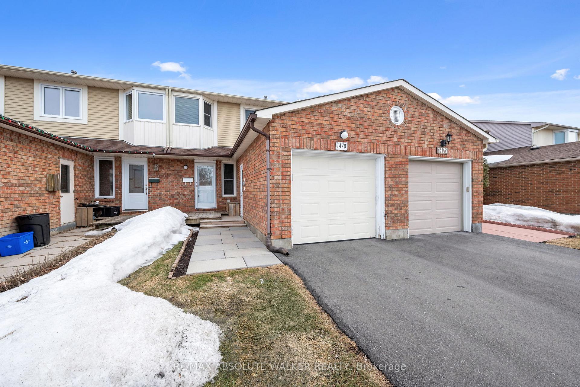 Photo 2 of 1470 Deavy Way, Ottawa, Bilberry Creek/Queenswood Heights — HOMEH