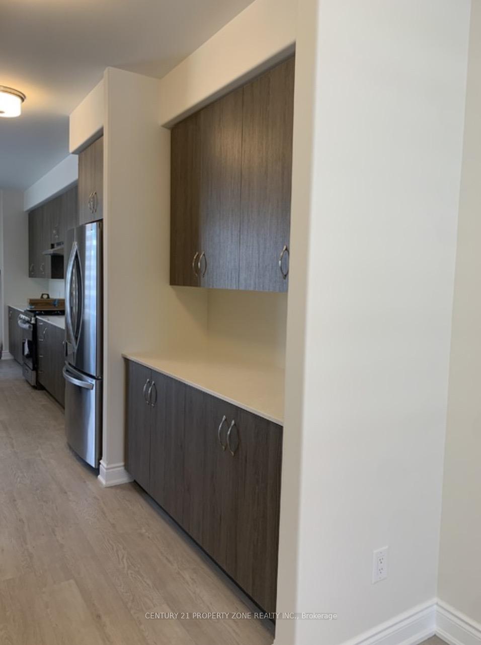 Photo 9 of 728 Whetstone Lane N, Peterborough, Northcrest Ward 5 — HOMEH