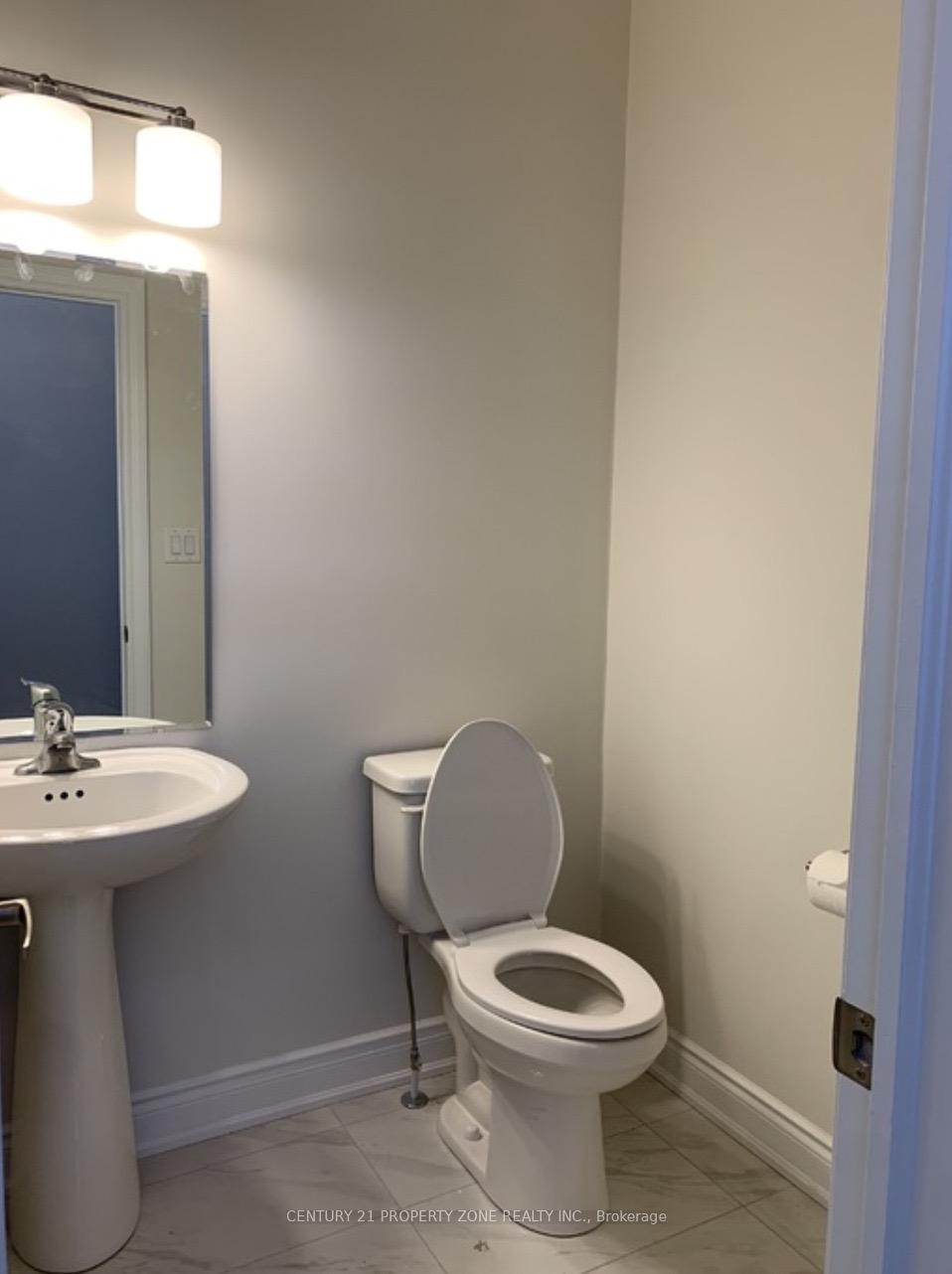Photo 13 of 728 Whetstone Lane N, Peterborough, Northcrest Ward 5 — HOMEH