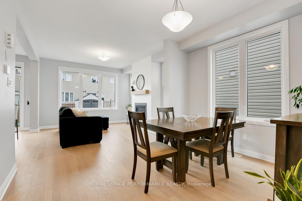 Photo 4 of 282 Aquarium Avenue, Ottawa, Avalon West — HOMEH