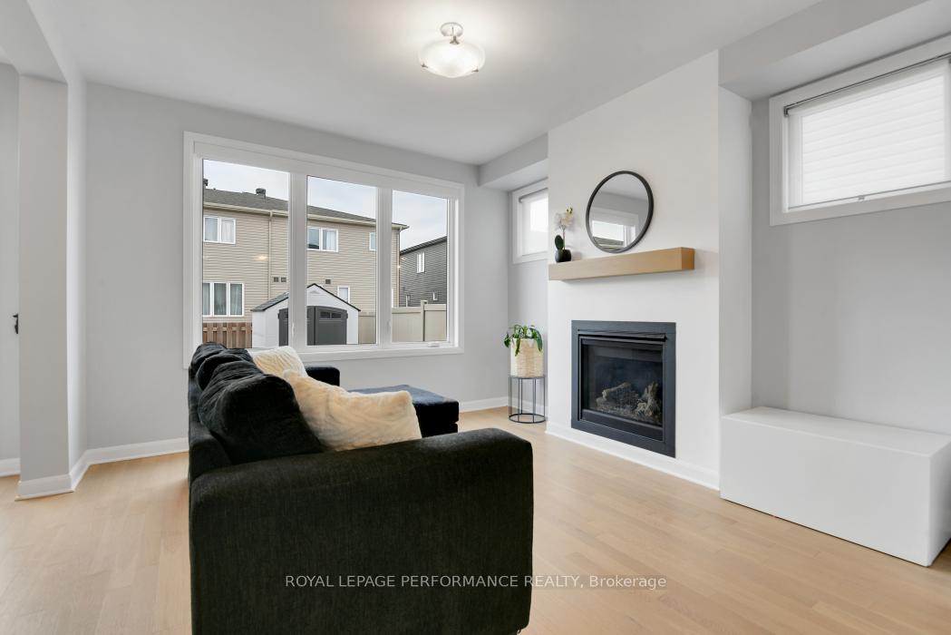 Photo 6 of 282 Aquarium Avenue, Ottawa, Avalon West — HOMEH