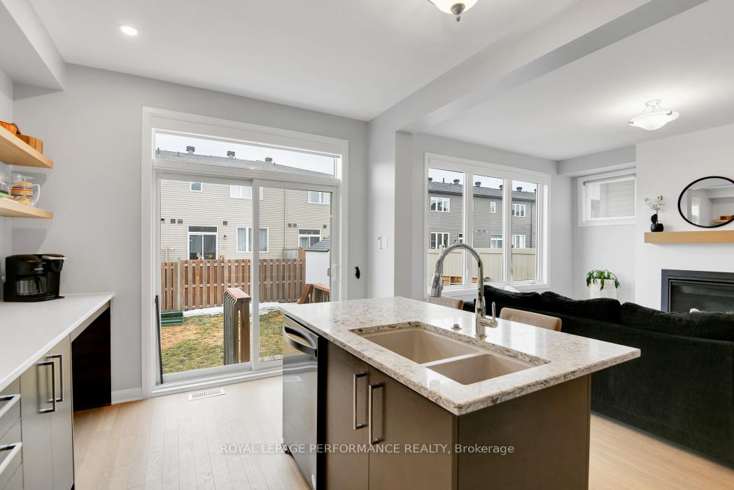 Photo 10 of 282 Aquarium Avenue, Ottawa, Avalon West — HOMEH