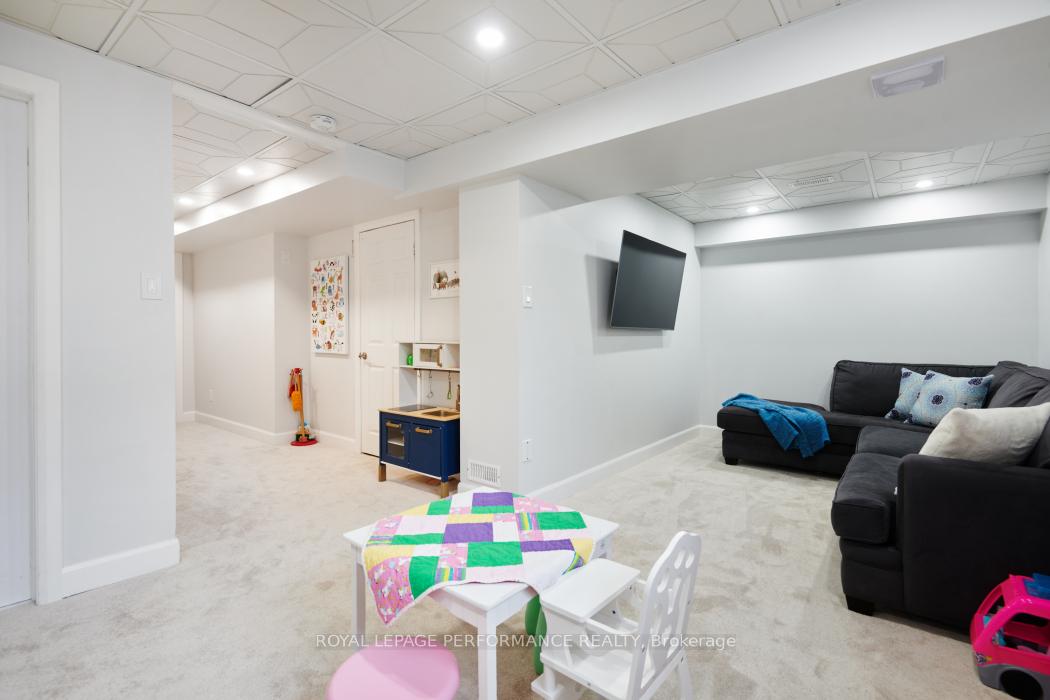 Photo 31 of 282 Aquarium Avenue, Ottawa, Avalon West — HOMEH