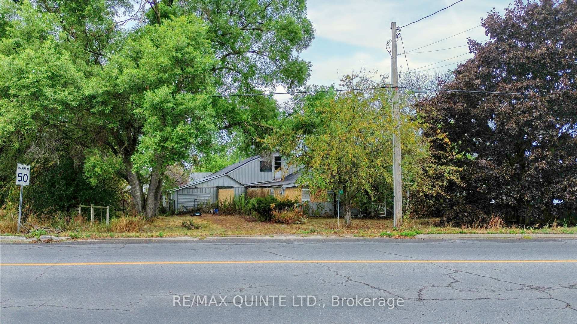 Photo 4 of 74 County Rd 3, Prince Edward County, Ameliasburg Ward — HOMEH