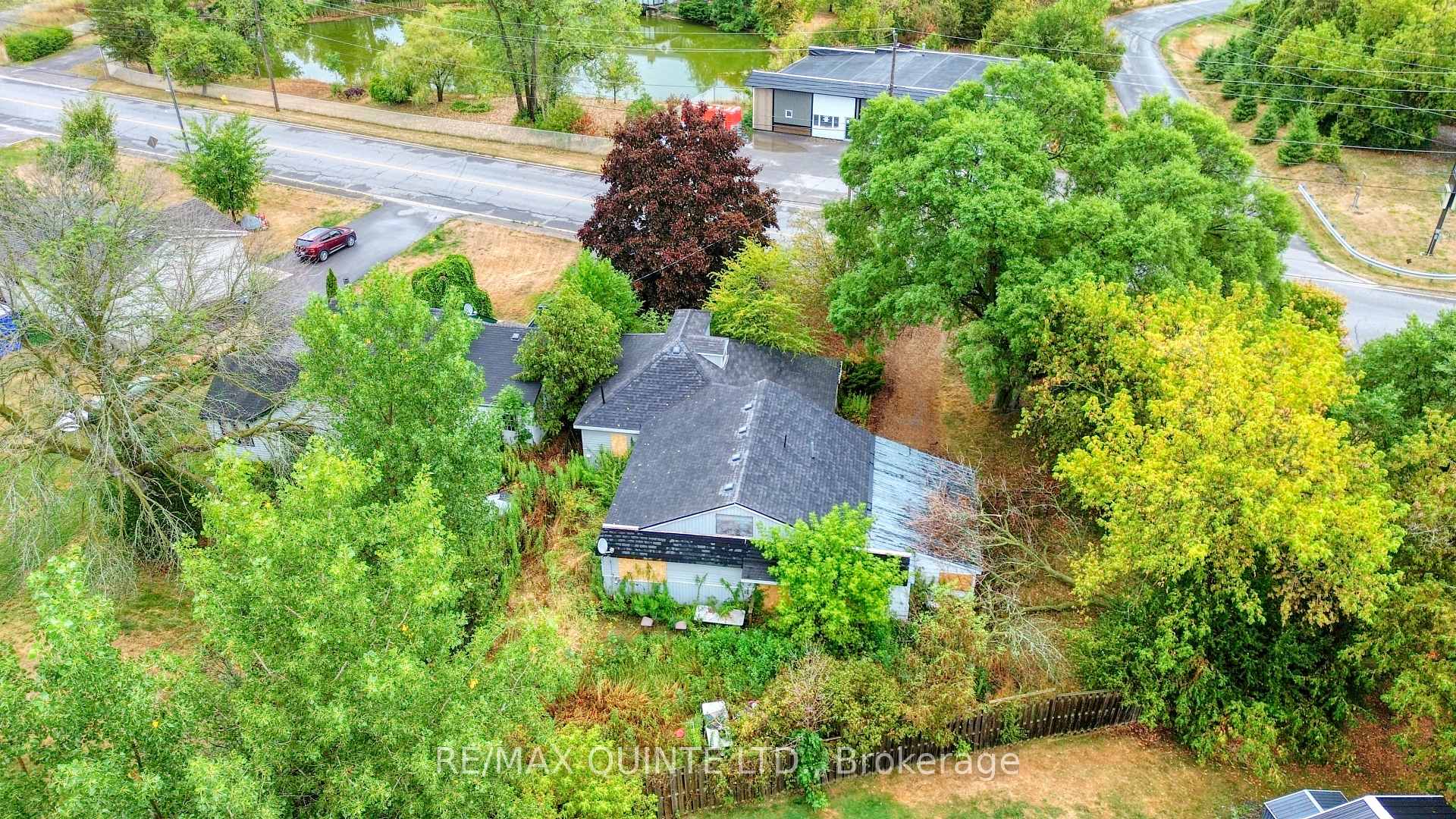 Photo 11 of 74 County Rd 3, Prince Edward County, Ameliasburg Ward — HOMEH