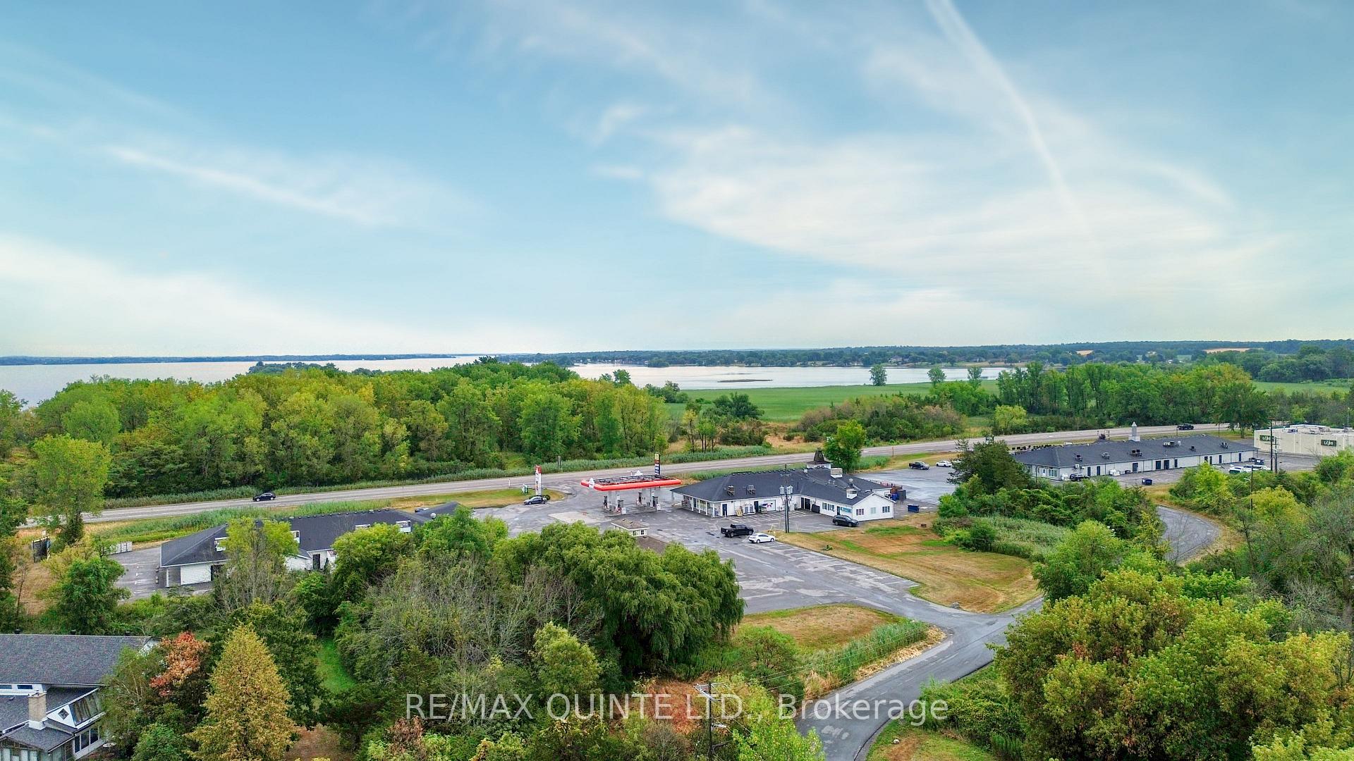 Photo 16 of 74 County Rd 3, Prince Edward County, Ameliasburg Ward — HOMEH