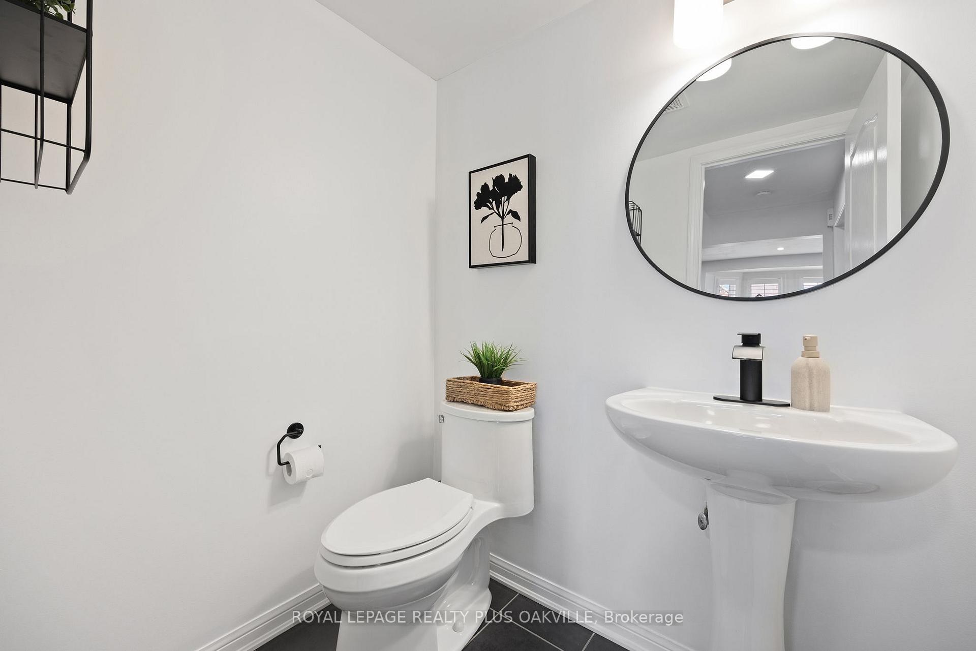 Photo 6 of 60 Gleave Terrace, Milton, Harrison — HOMEH