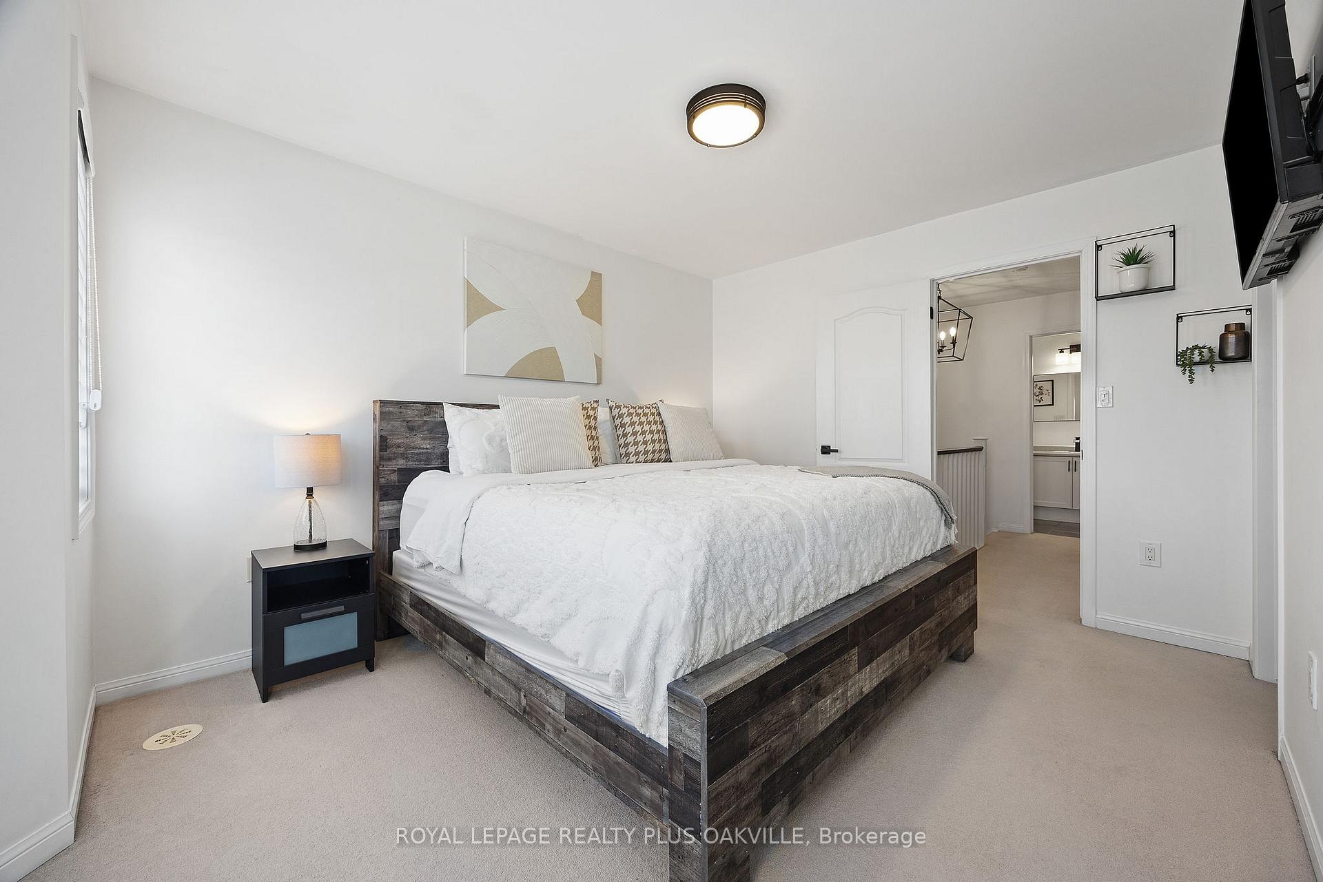 Photo 22 of 60 Gleave Terrace, Milton, Harrison — HOMEH