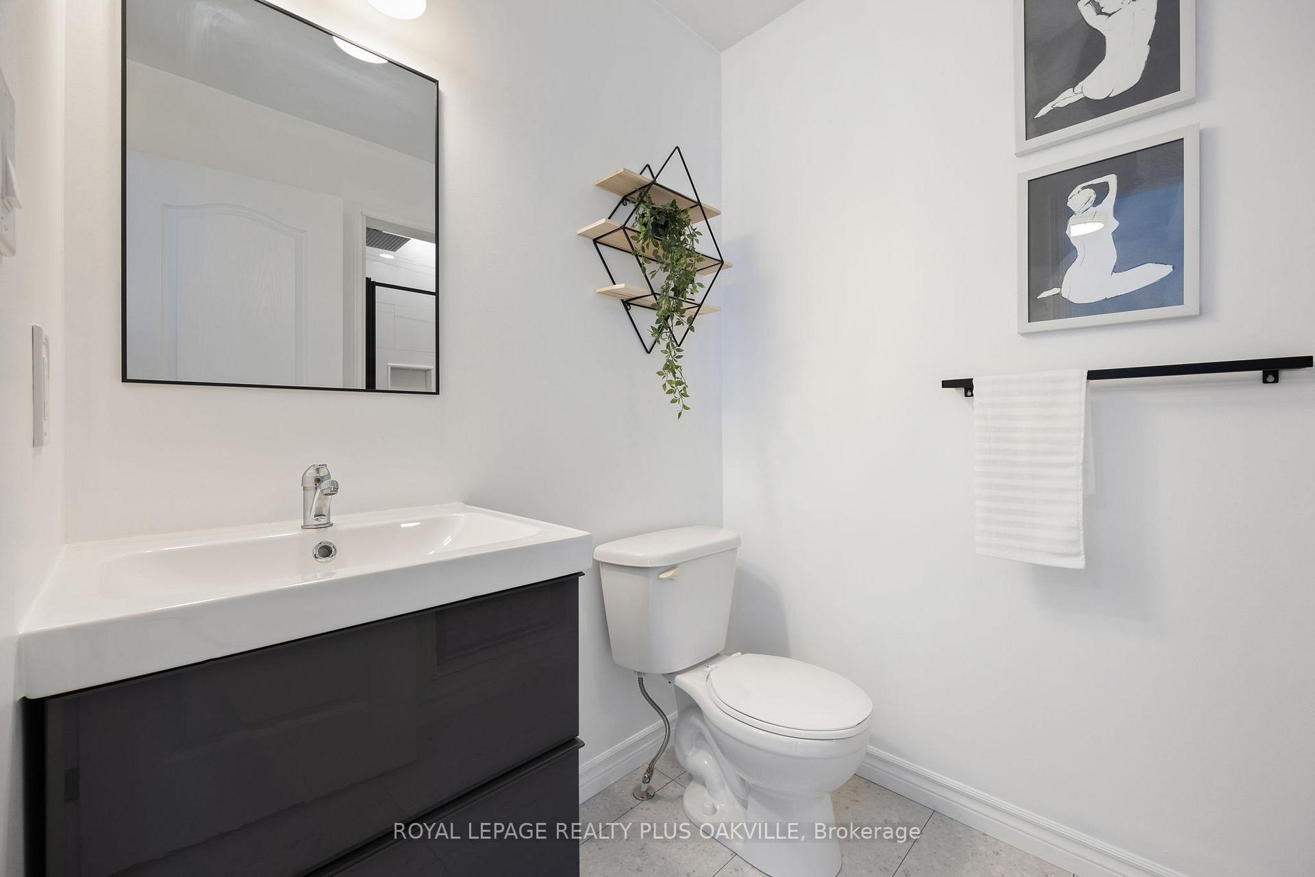 Photo 24 of 60 Gleave Terrace, Milton, Harrison — HOMEH