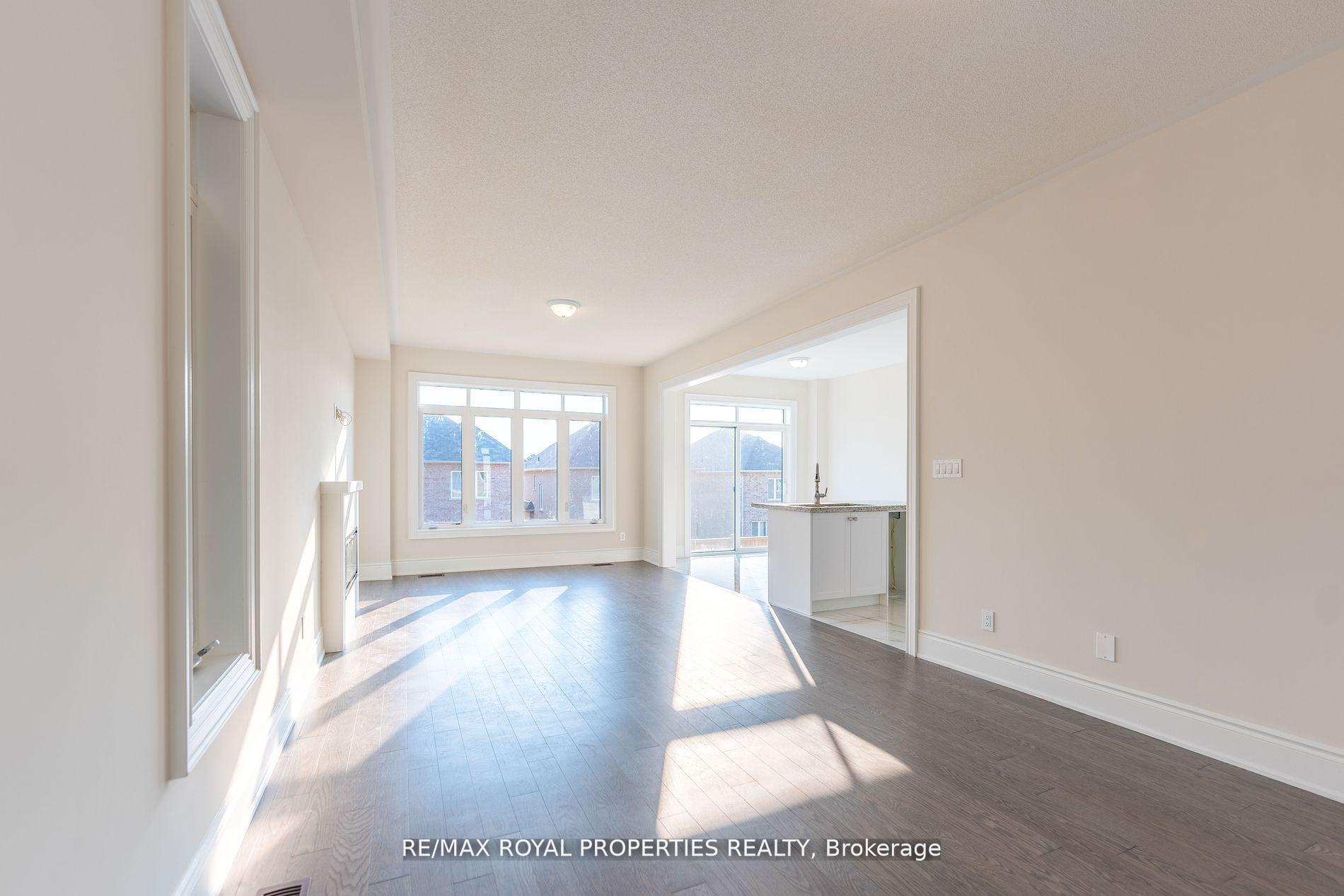 Photo 11 of 1874 Fosterbrook Street, Oshawa, Taunton — HOMEH