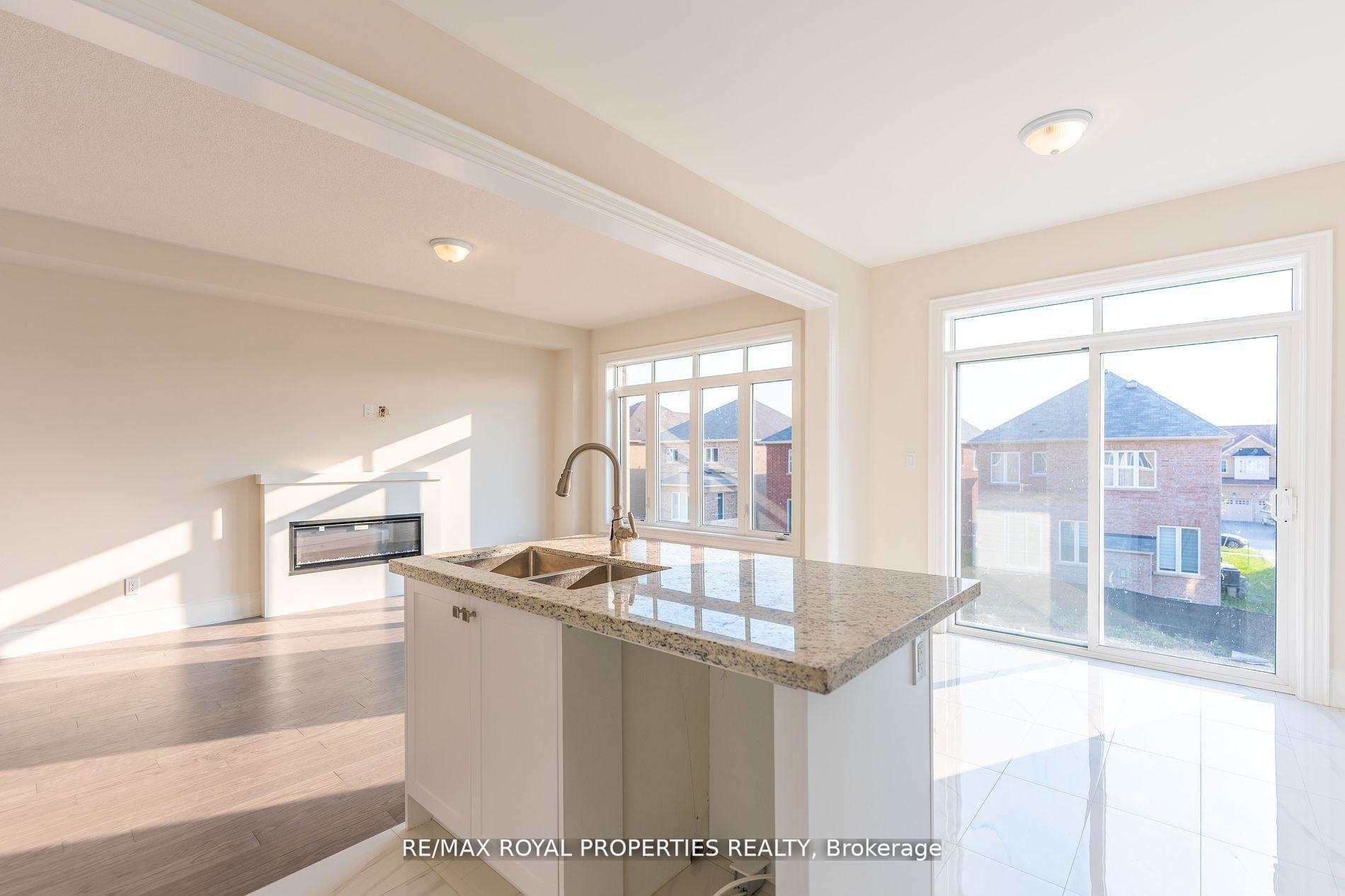 Photo 17 of 1874 Fosterbrook Street, Oshawa, Taunton — HOMEH