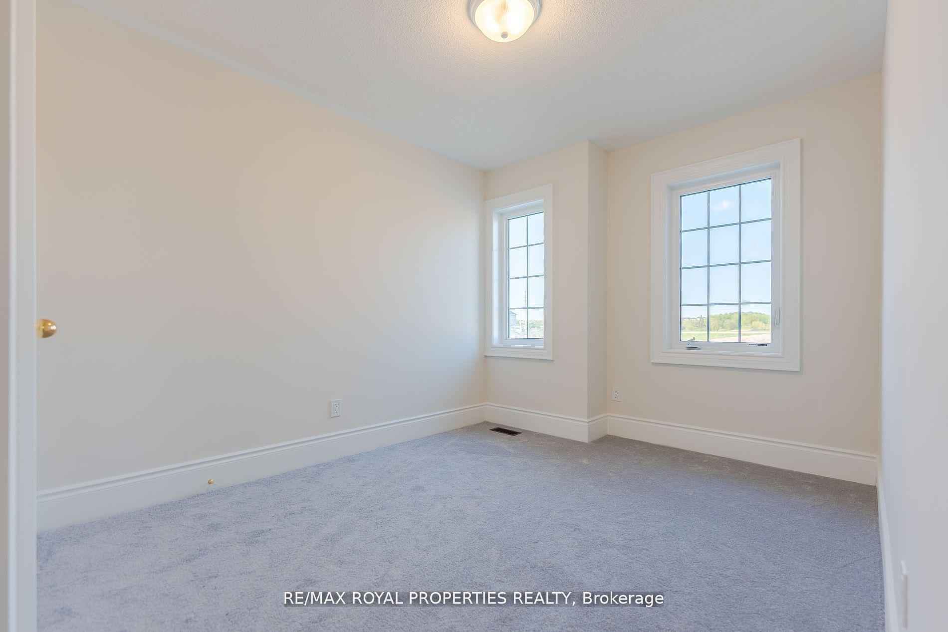 Photo 18 of 1874 Fosterbrook Street, Oshawa, Taunton — HOMEH