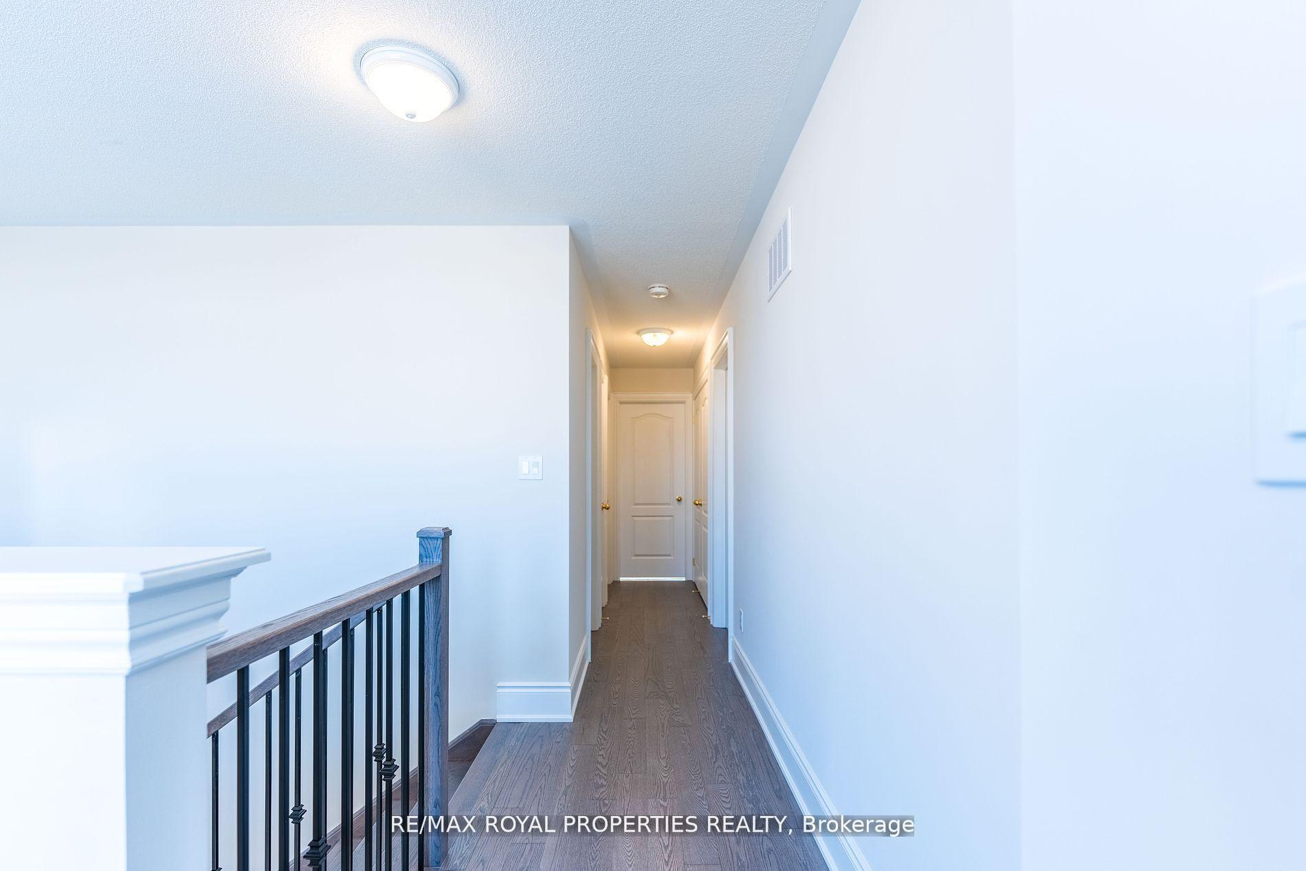 Photo 20 of 1874 Fosterbrook Street, Oshawa, Taunton — HOMEH
