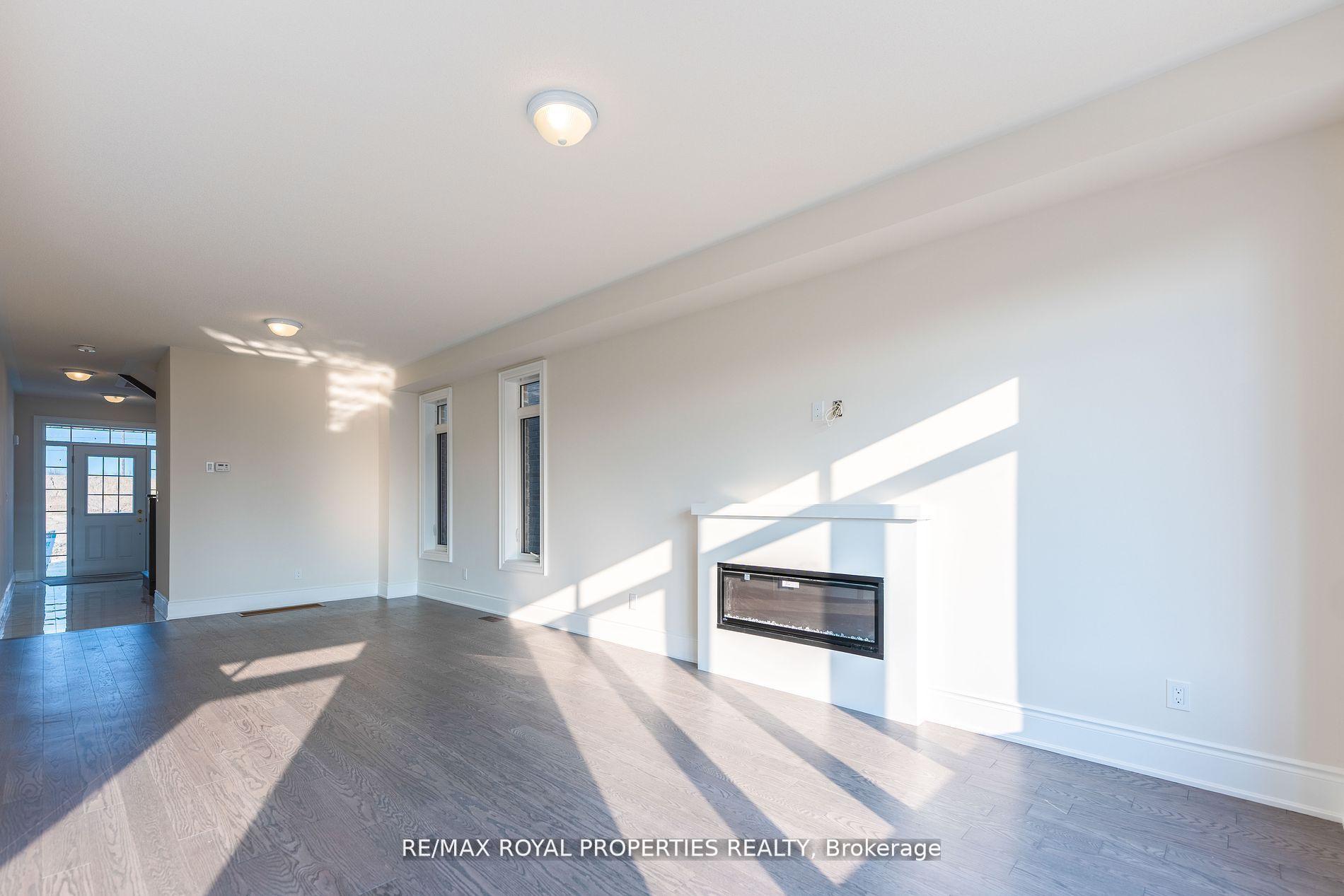 Photo 23 of 1874 Fosterbrook Street, Oshawa, Taunton — HOMEH