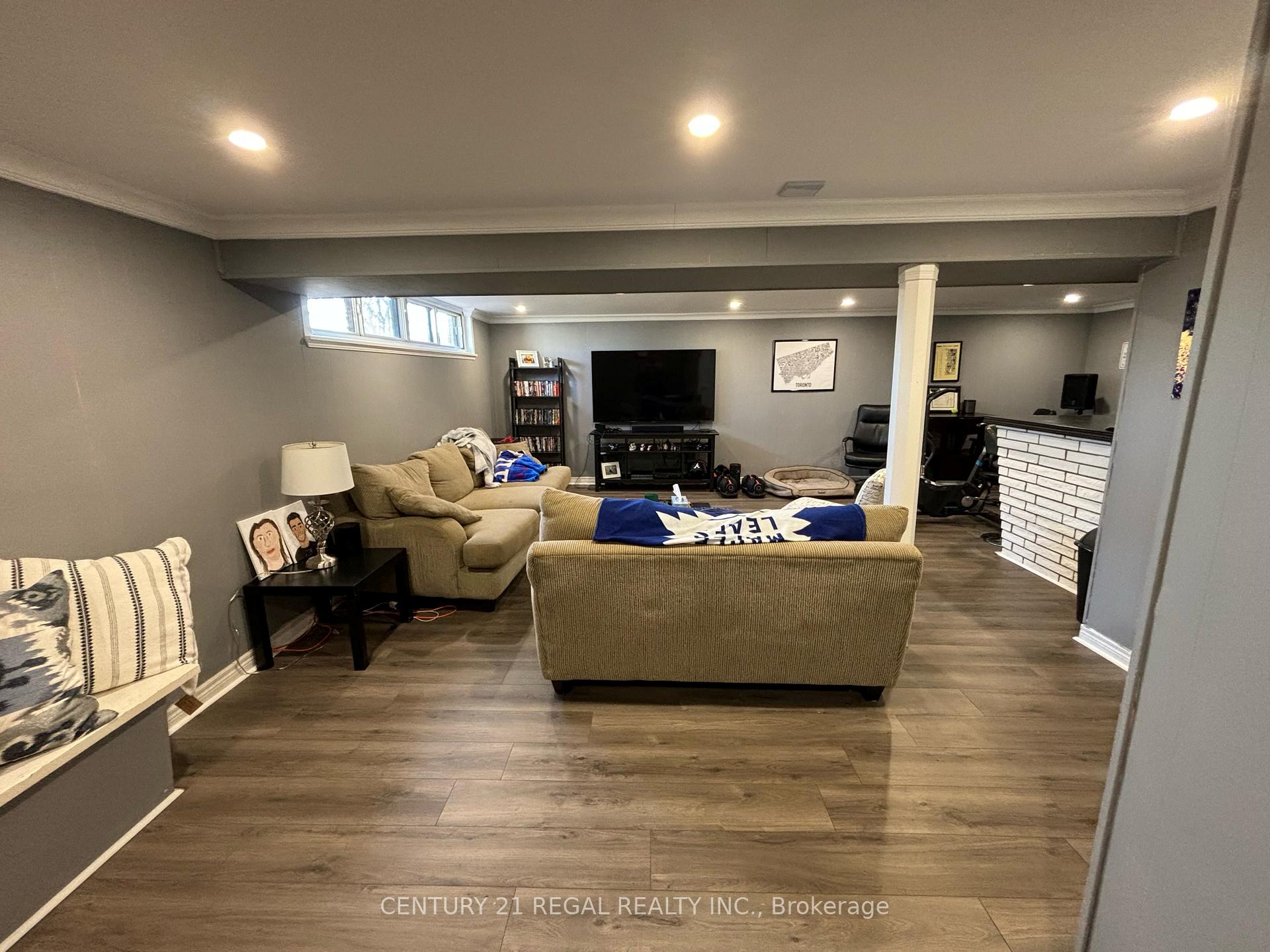 Photo 10 of 904 Modlin Road, Pickering, Bay Ridges — HOMEH