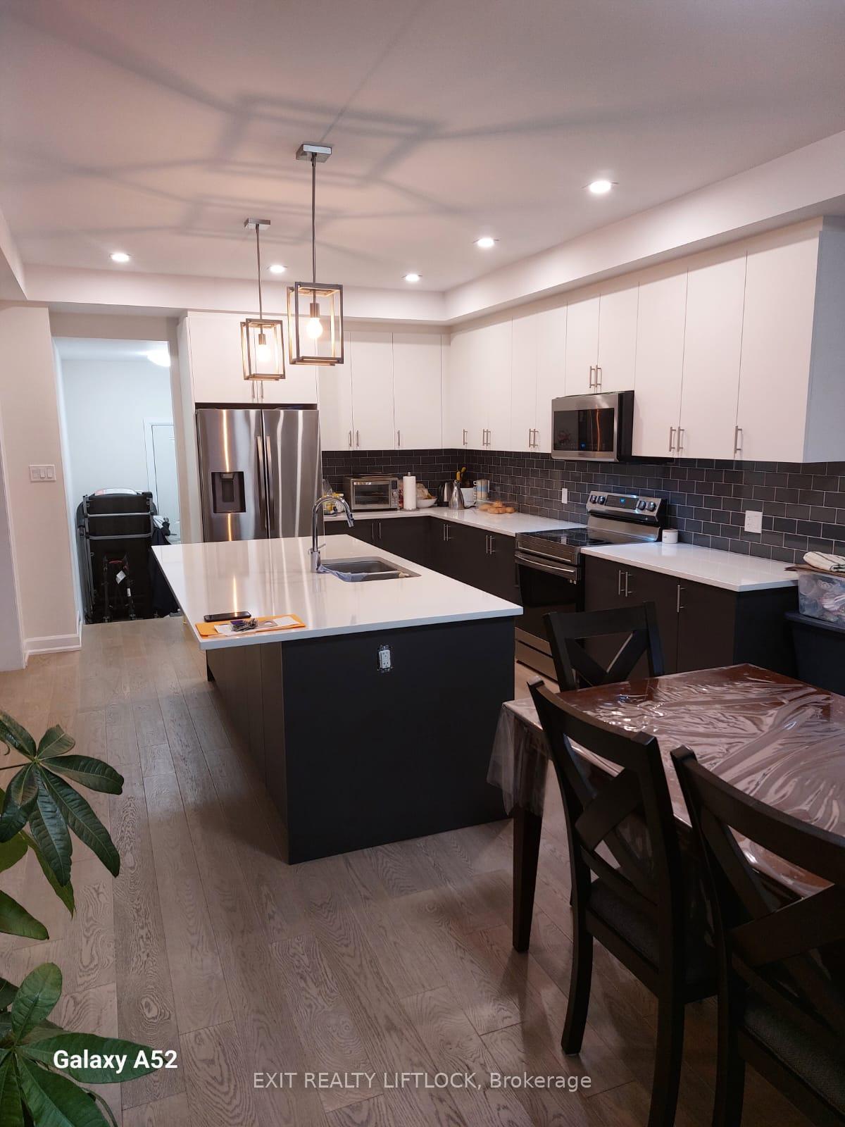 Photo 4 of 539 Clayton Avenue, Peterborough, Monaghan Ward 2 — HOMEH