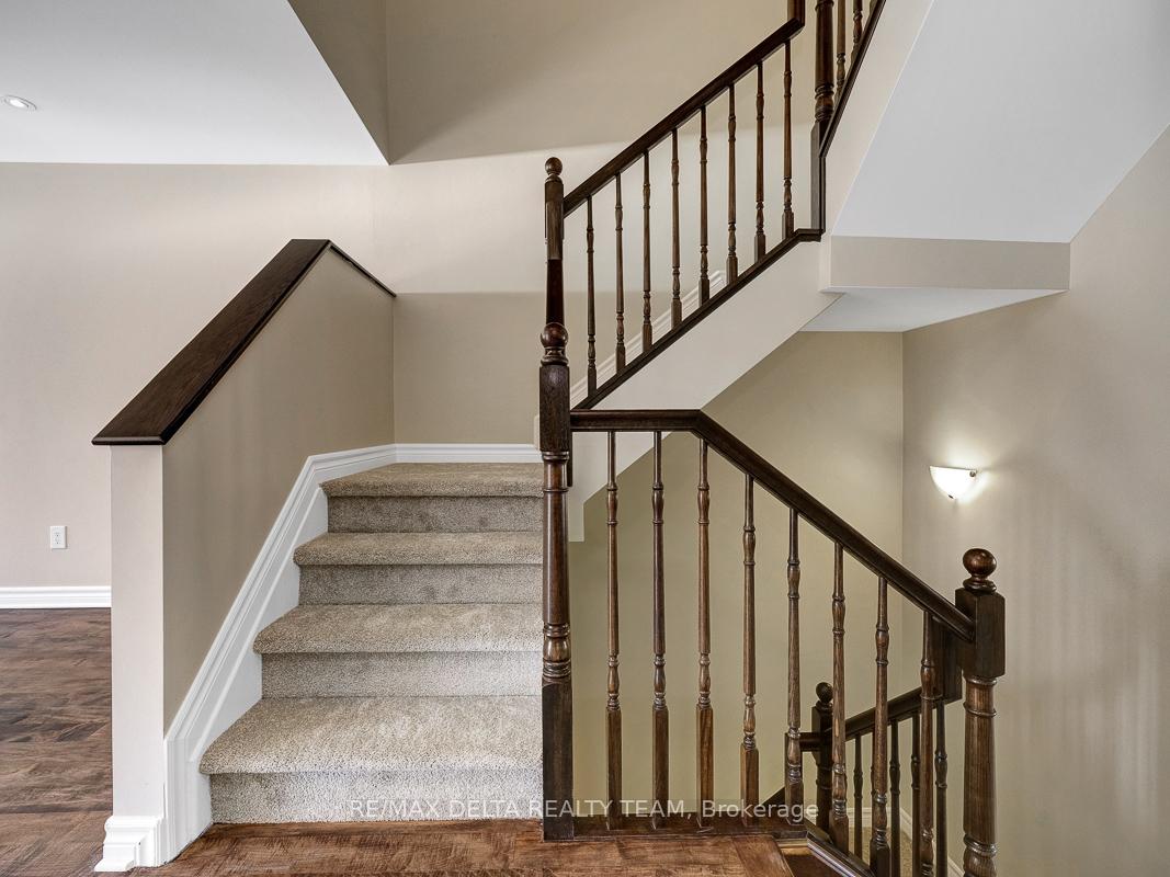 Photo 5 of 202 Gerry Lalonde Drive, Ottawa, Avalon West — HOMEH