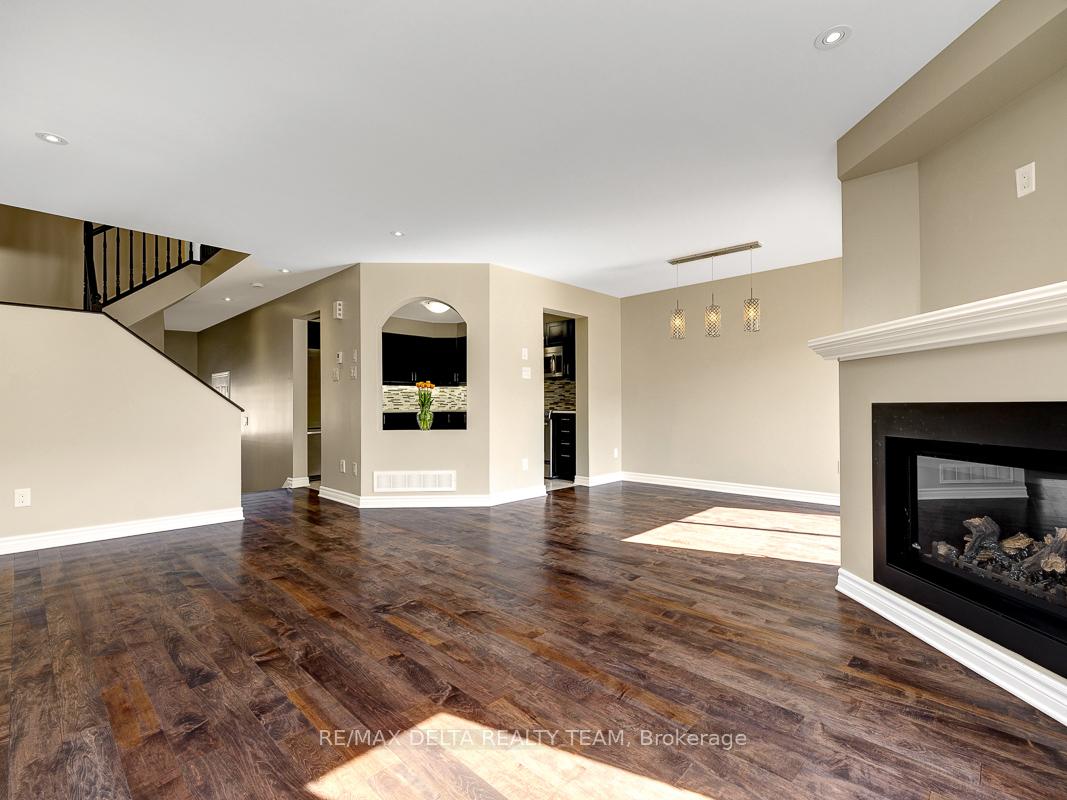 Photo 9 of 202 Gerry Lalonde Drive, Ottawa, Avalon West — HOMEH