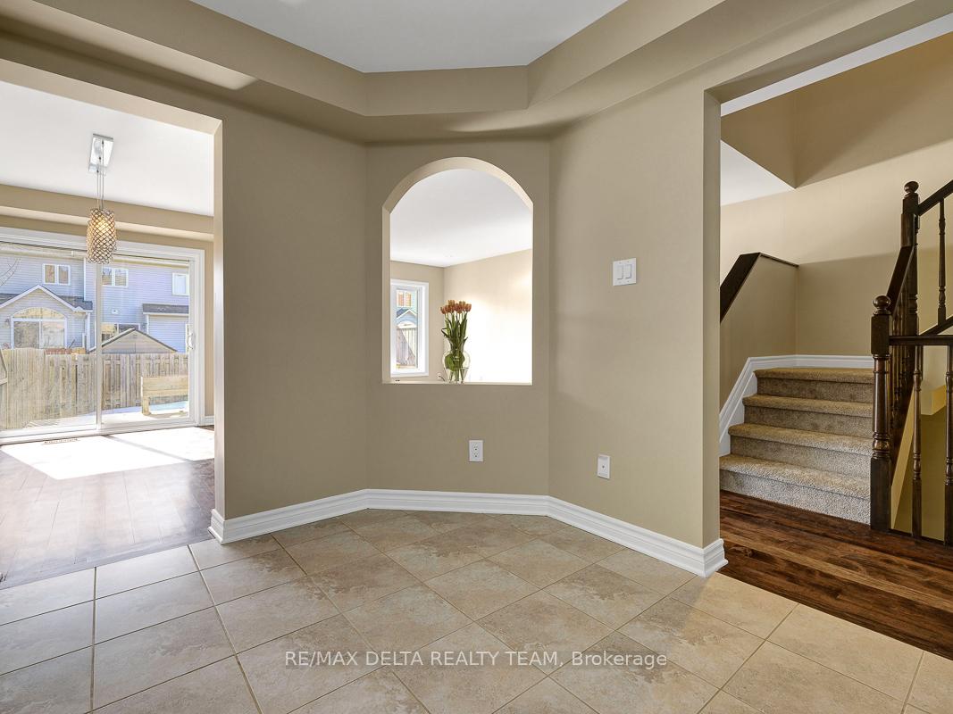 Photo 16 of 202 Gerry Lalonde Drive, Ottawa, Avalon West — HOMEH
