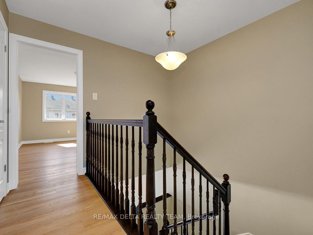 Photo 17 of 202 Gerry Lalonde Drive, Ottawa, Avalon West — HOMEH