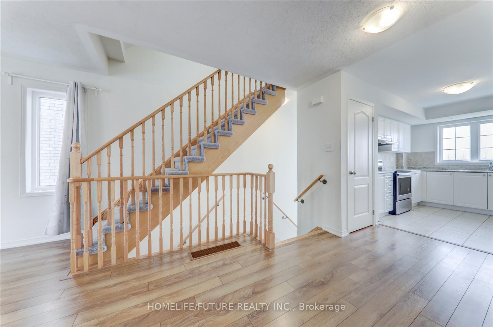 Photo 8 of 2699 Deputy Minister Path, Oshawa, Windfields — HOMEH